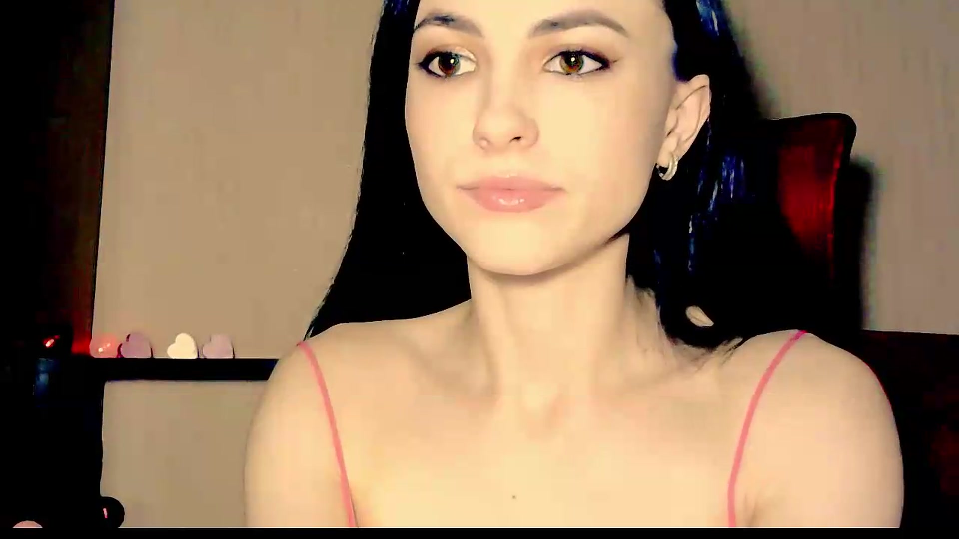 Gallery image thumbnail from Frioninny's myfreecams stream on, 09/12/2026, 18:56 image 20 of 20
