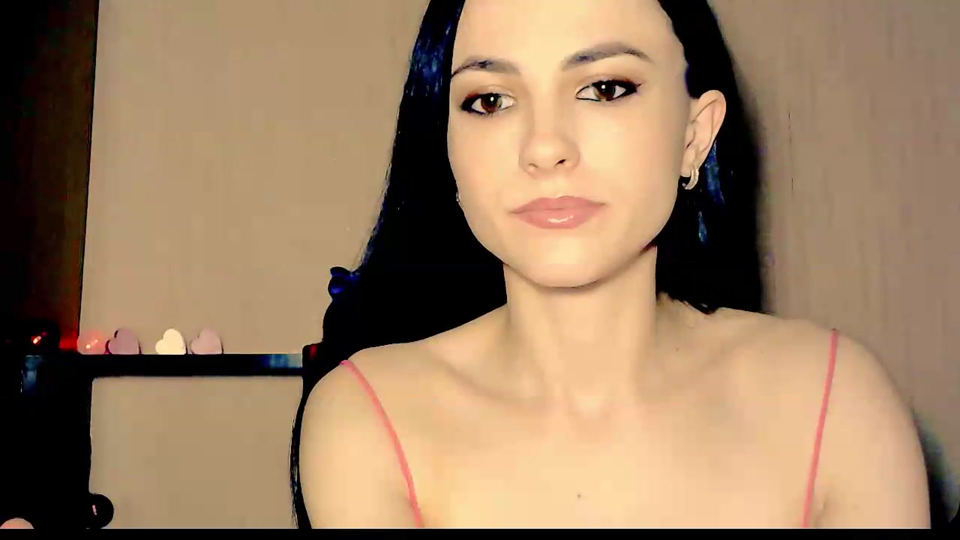 Gallery image thumbnail from Frioninny's myfreecams stream on, 09/12/2026, 21:01 image 3 of 20