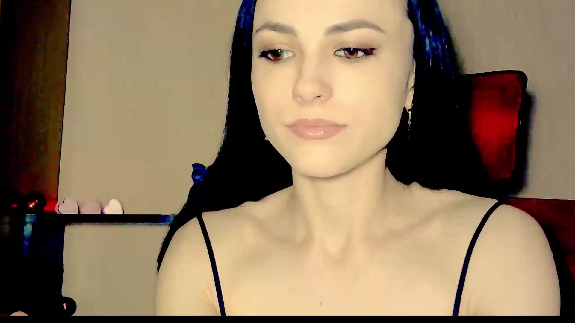 Gallery image thumbnail from Frioninny's myfreecams stream on, 09/13/2026, 18:32 image 16 of 20