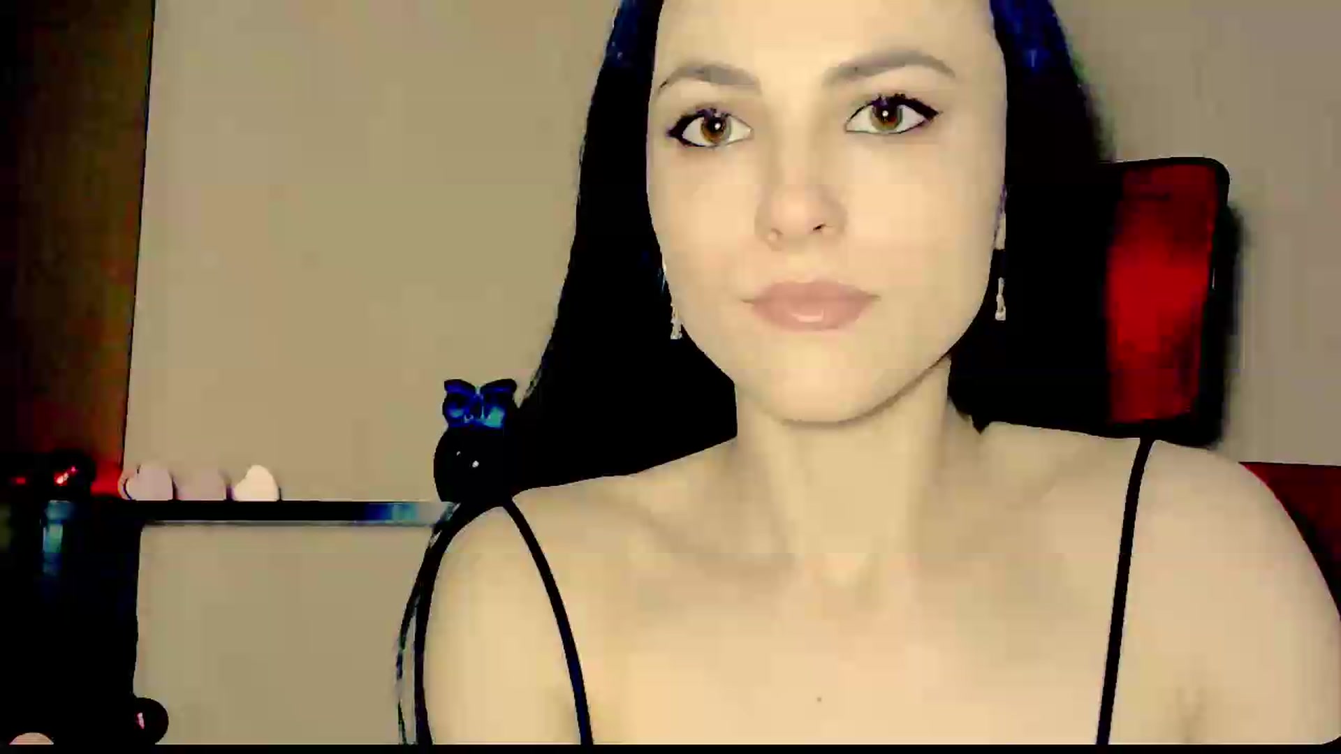 Gallery image thumbnail from Frioninny's myfreecams stream on, 09/13/2026, 18:32 image 19 of 20