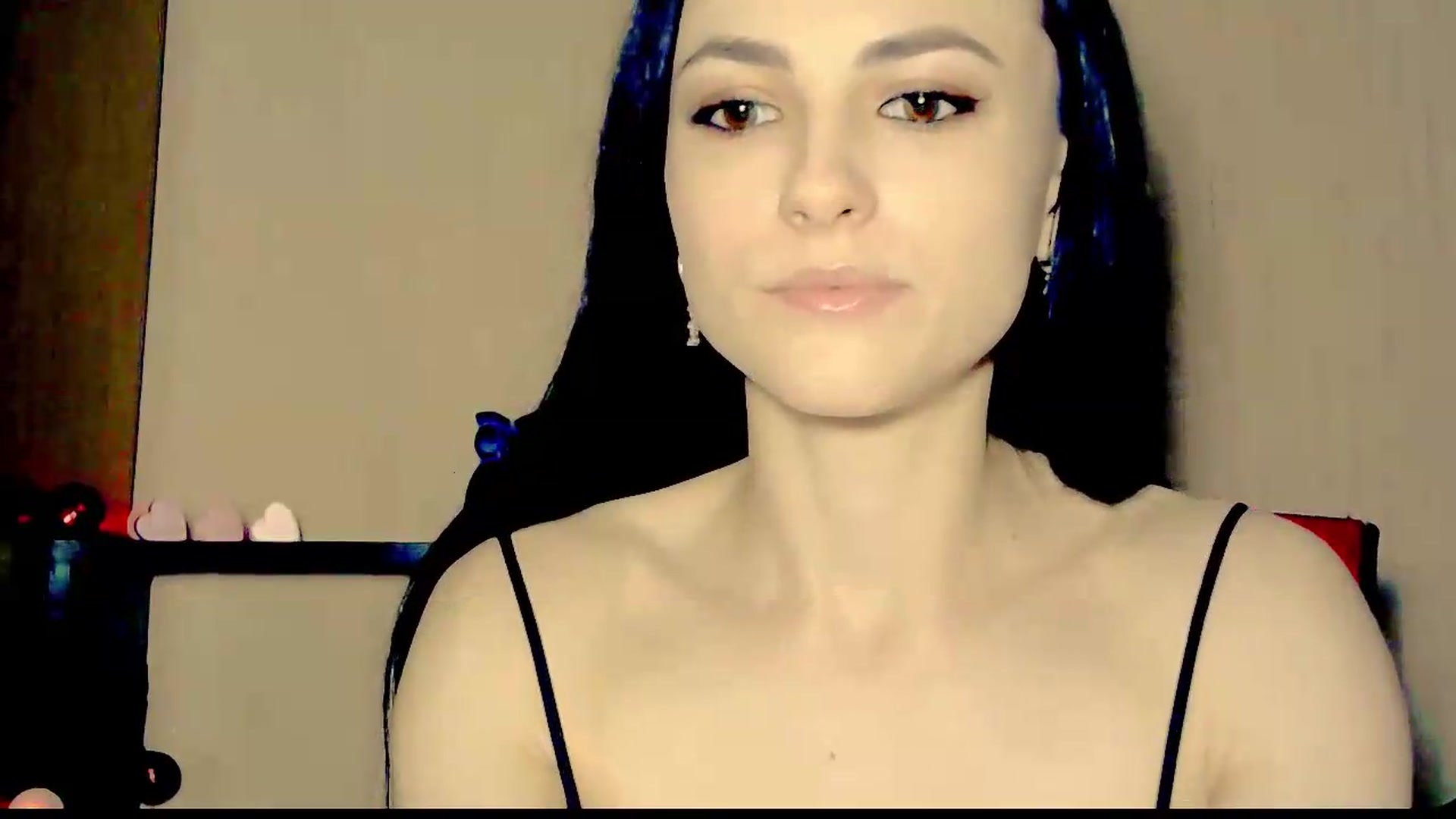 Gallery image thumbnail from Frioninny's myfreecams stream on, 09/13/2026, 20:14 image 16 of 20