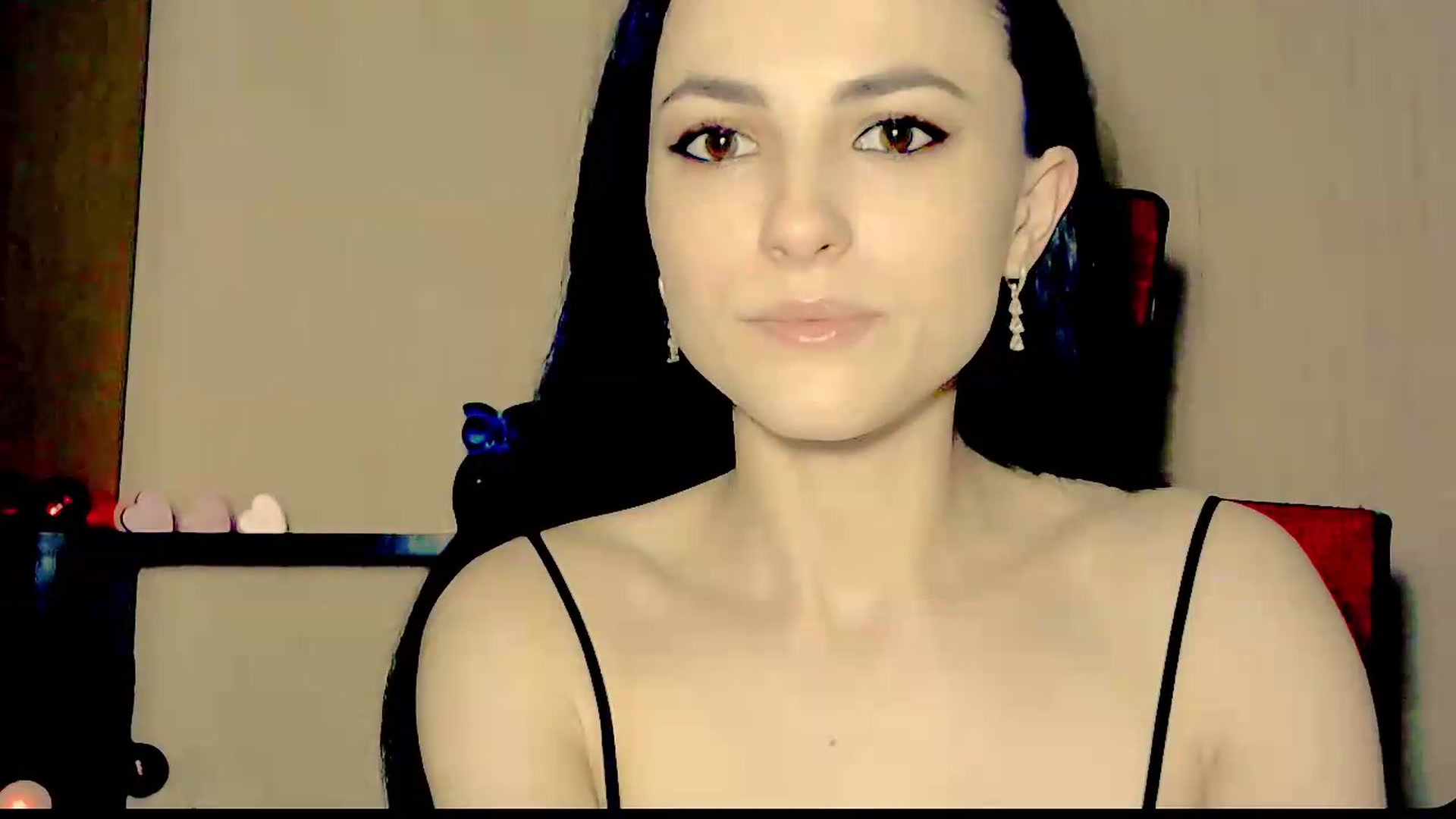 Gallery image thumbnail from Frioninny's myfreecams stream on, 09/13/2026, 20:14 image 8 of 20