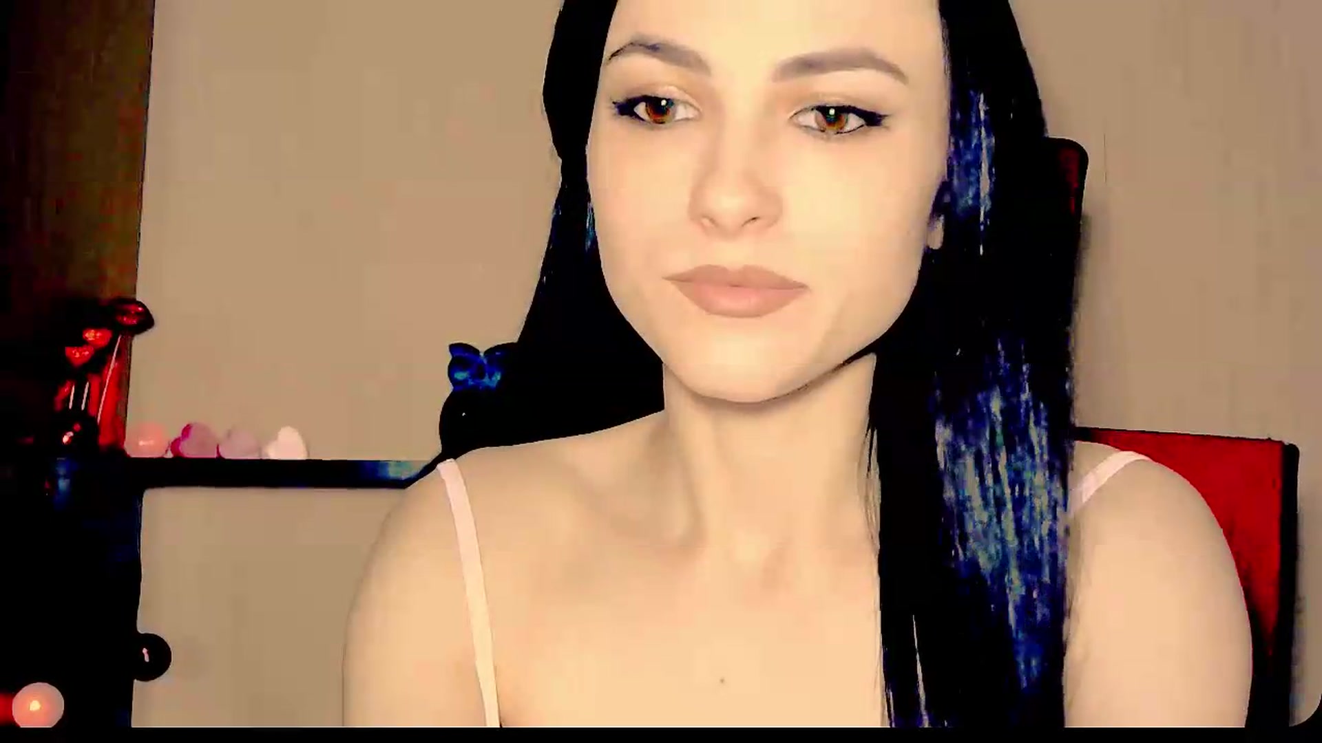 Gallery image thumbnail from Frioninny's myfreecams stream on, 09/16/2026, 18:37 image 12 of 20