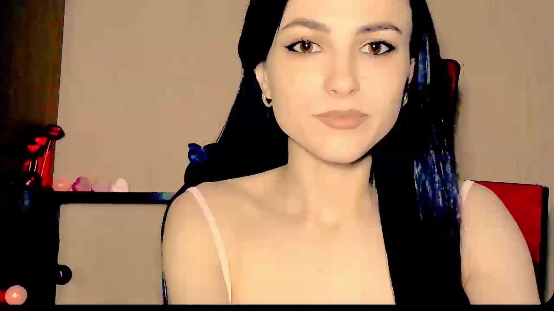 Gallery image thumbnail from Frioninny's myfreecams stream on, 09/16/2026, 18:37 image 14 of 20