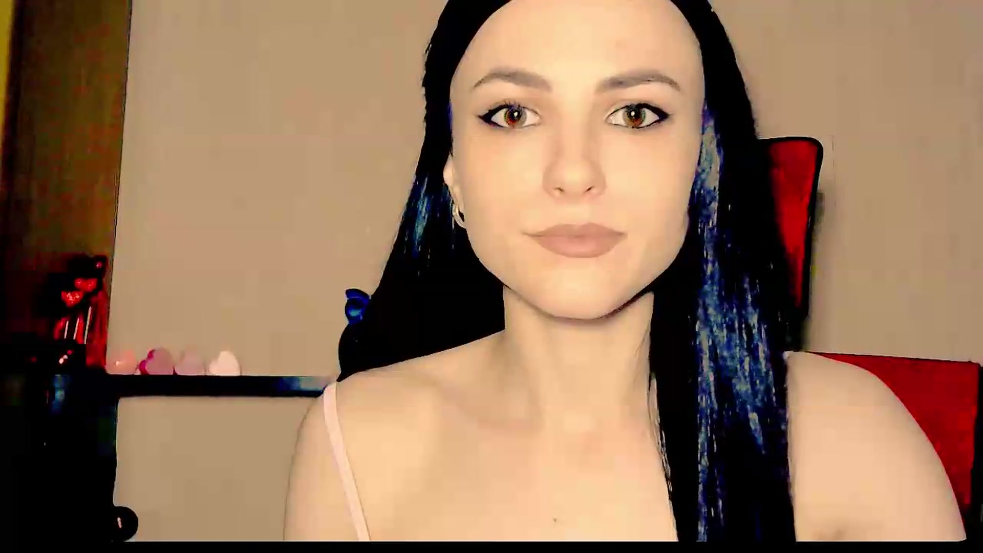 Gallery image thumbnail from Frioninny's myfreecams stream on, 09/16/2026, 21:17 image 10 of 20