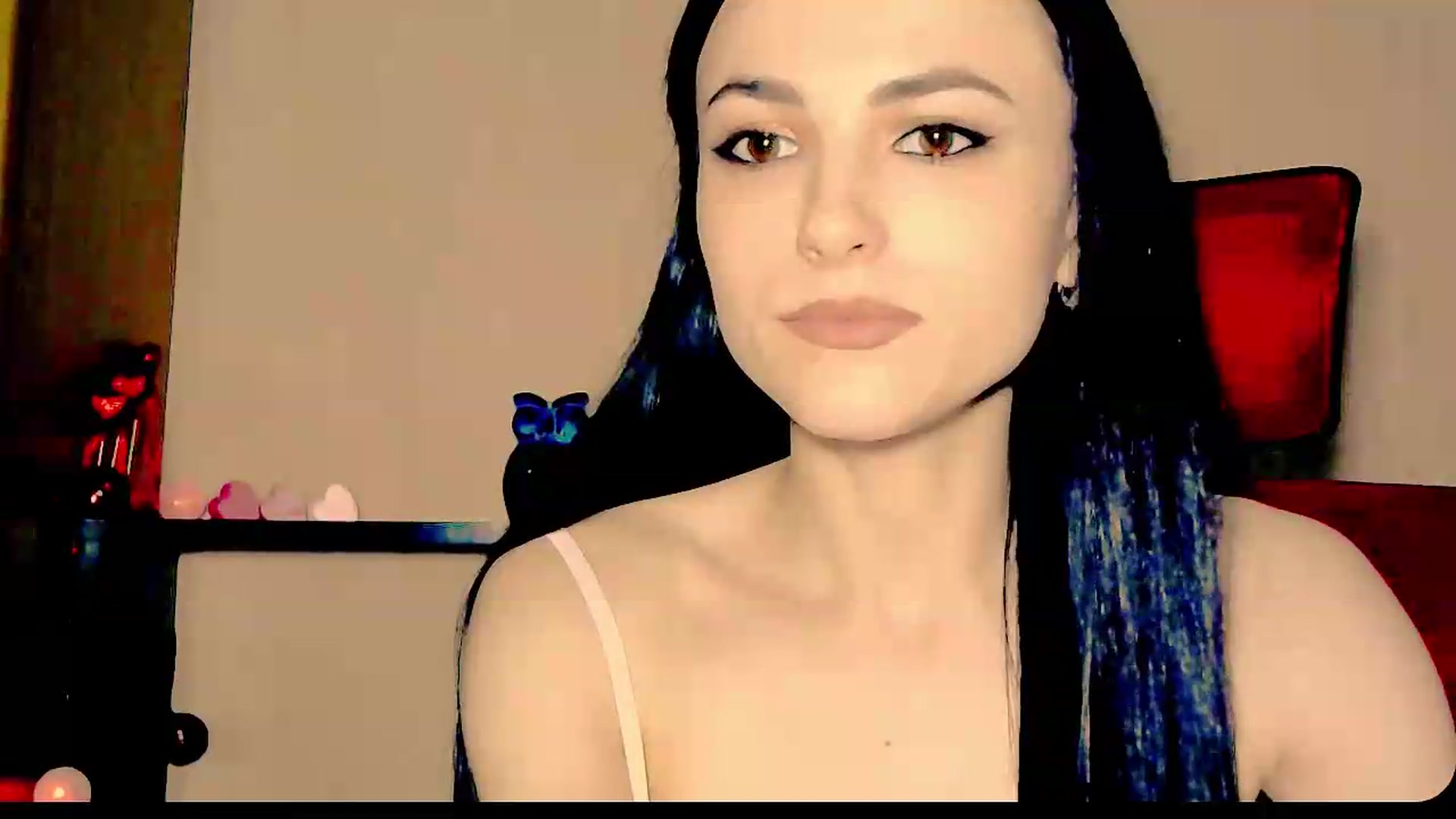 Gallery image thumbnail from Frioninny's myfreecams stream on, 09/16/2026, 21:17 image 16 of 20
