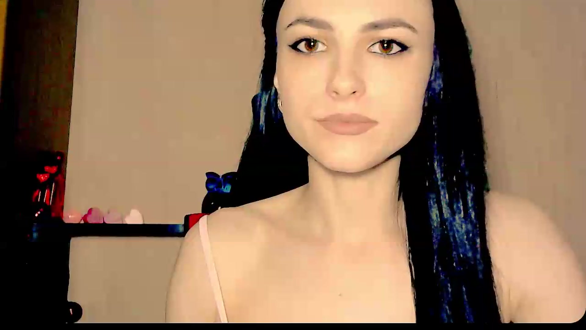 Gallery image thumbnail from Frioninny's myfreecams stream on, 09/16/2026, 21:17 image 7 of 20