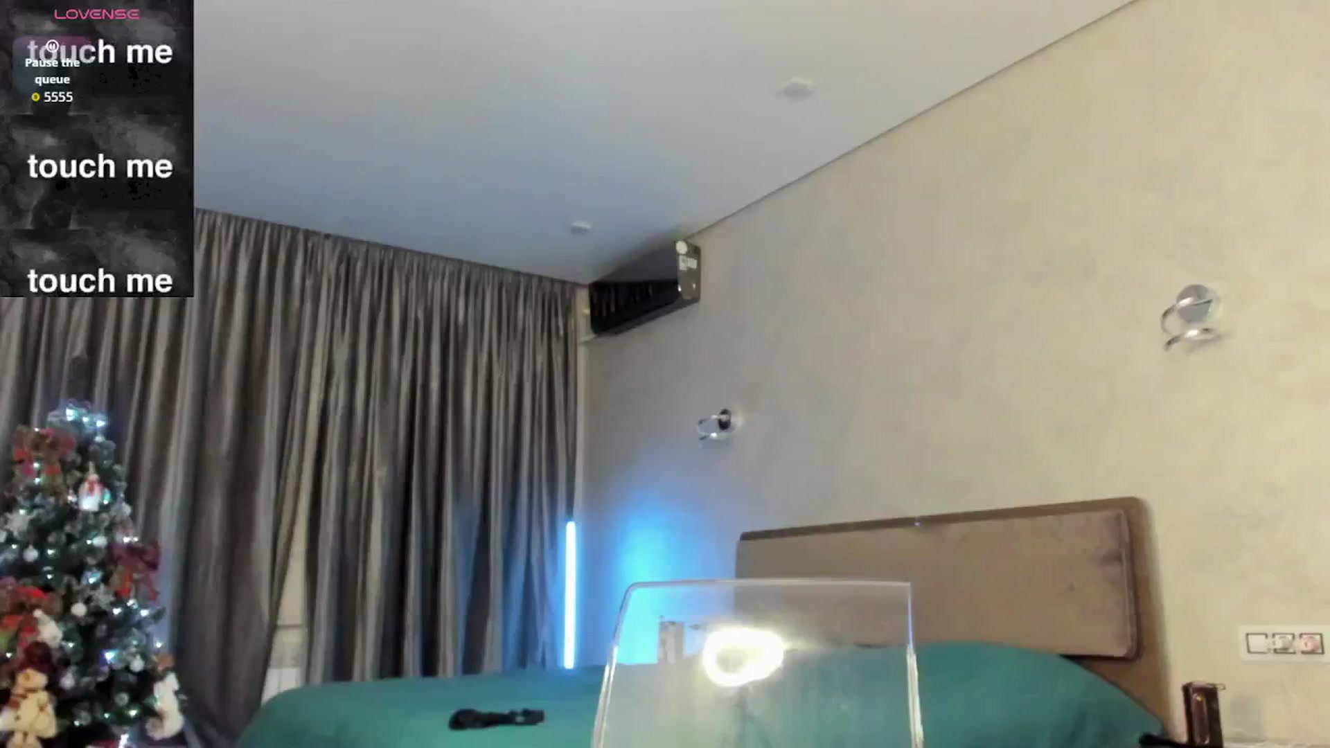 Gallery image thumbnail from FromParadiseK's myfreecams stream on, 12/19/2025, 18:58 image 4 of 20