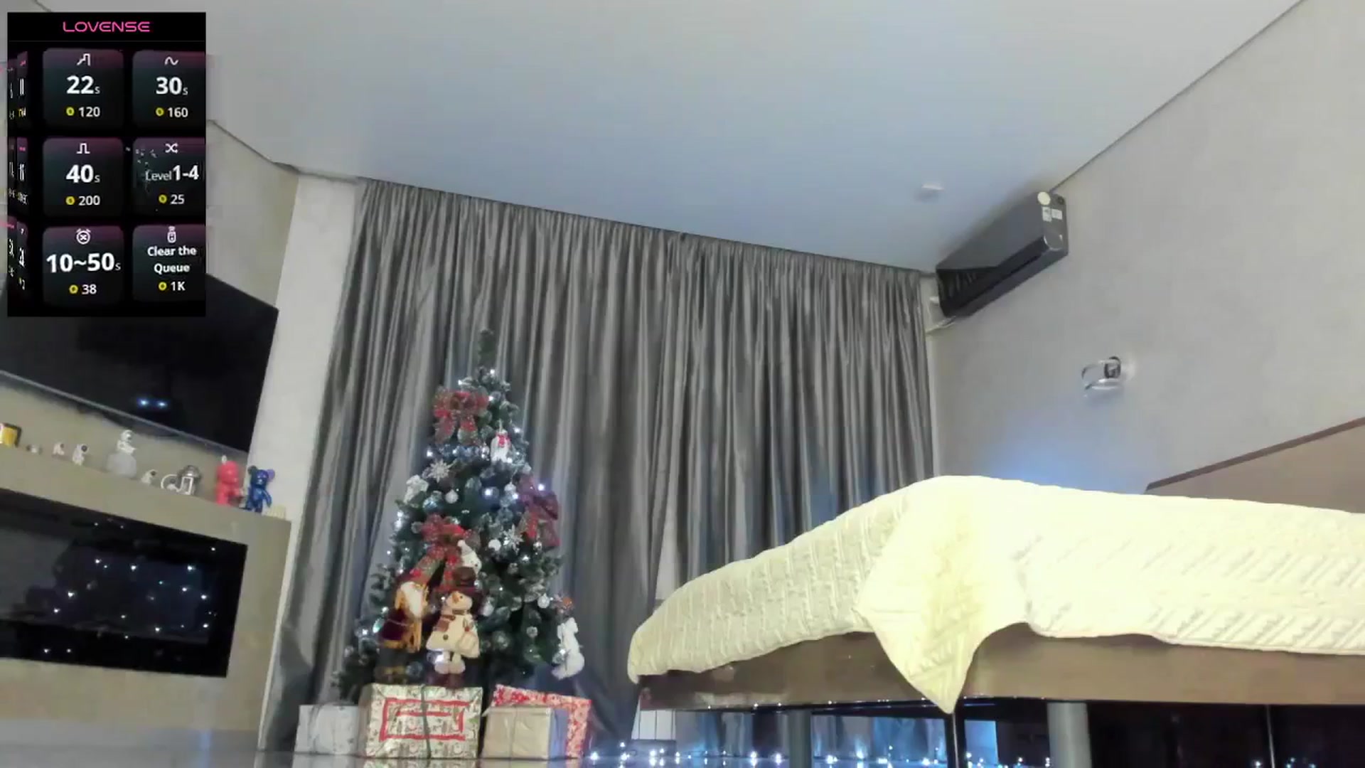 Gallery image thumbnail from FromParadiseK's myfreecams stream on, 12/21/2025, 19:07 image 17 of 20