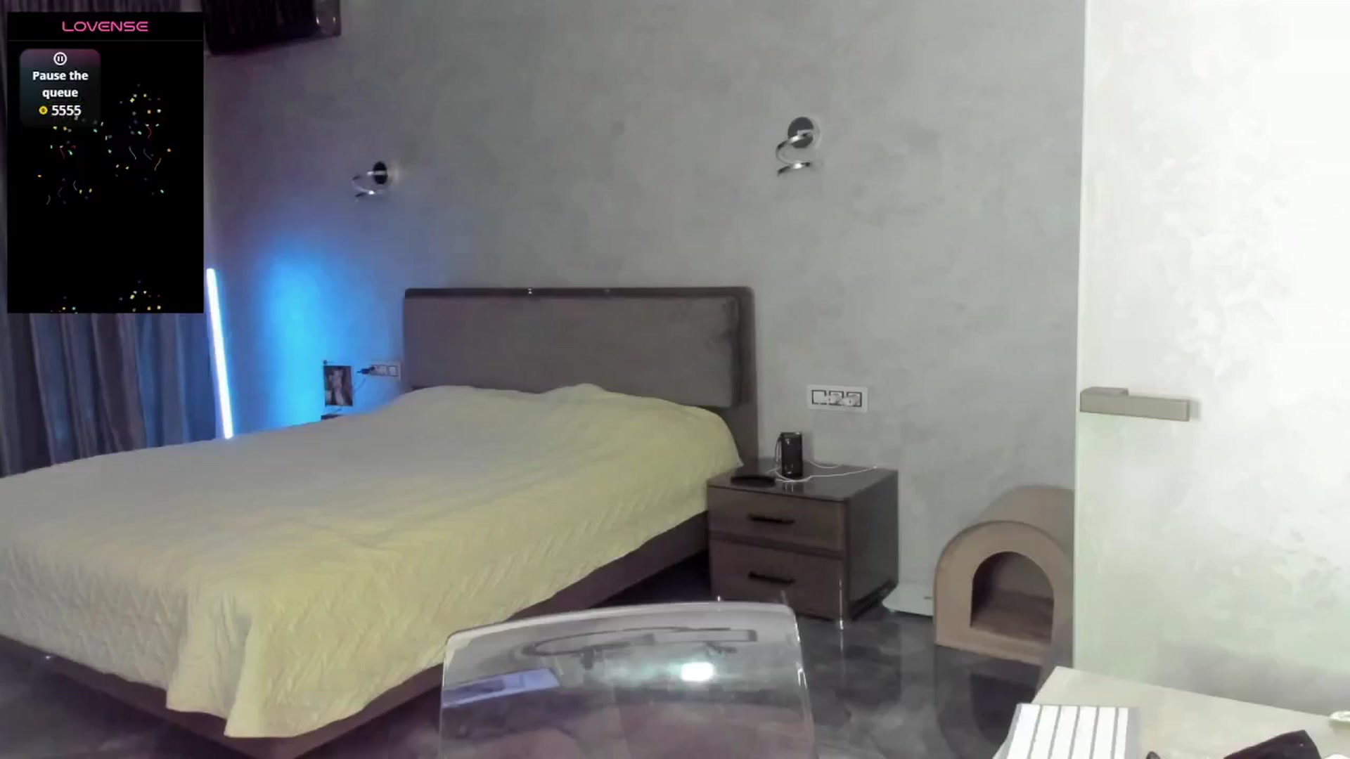 Gallery image thumbnail from FromParadiseK's myfreecams stream on, 12/24/2025, 17:59 image 11 of 20