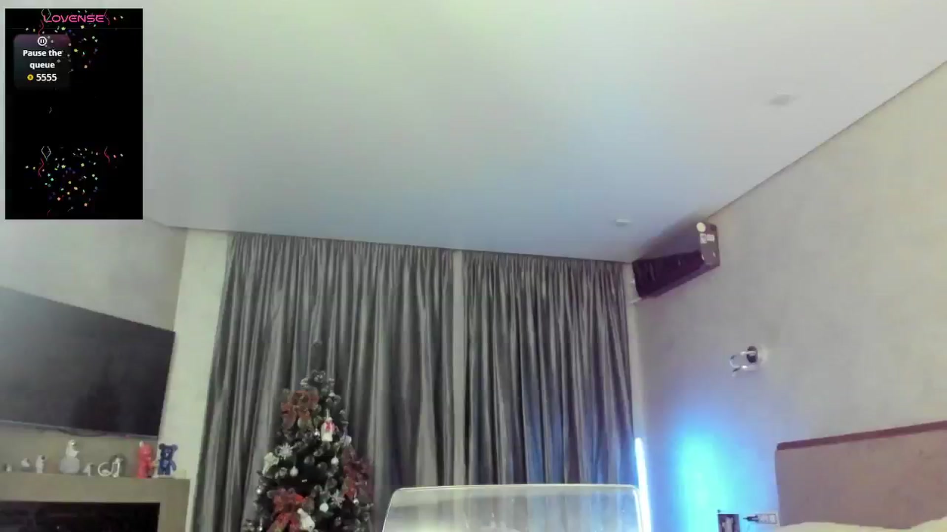 Gallery image thumbnail from FromParadiseK's myfreecams stream on, 12/24/2025, 21:05 image 14 of 20