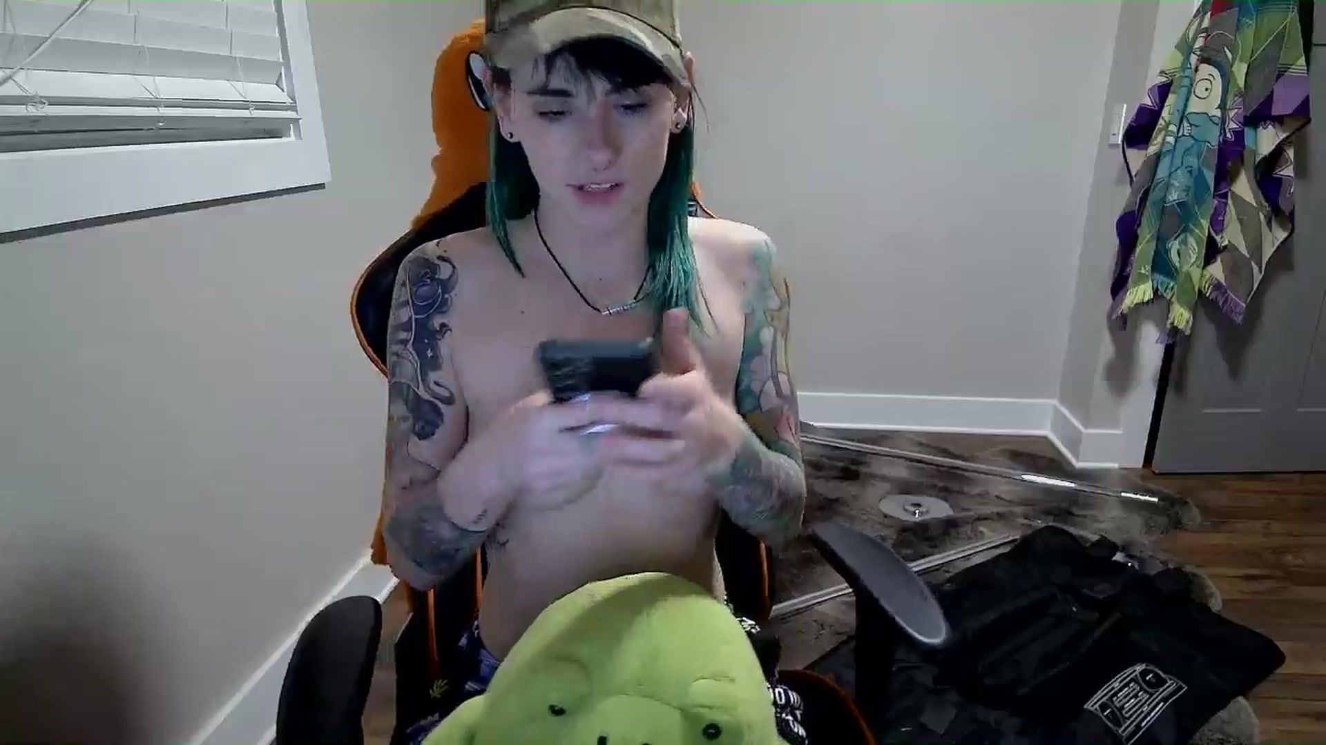 Gallery image thumbnail from Fueledbyfiona's myfreecams stream on, 02/02/2025, 08:14 image 11 of 20