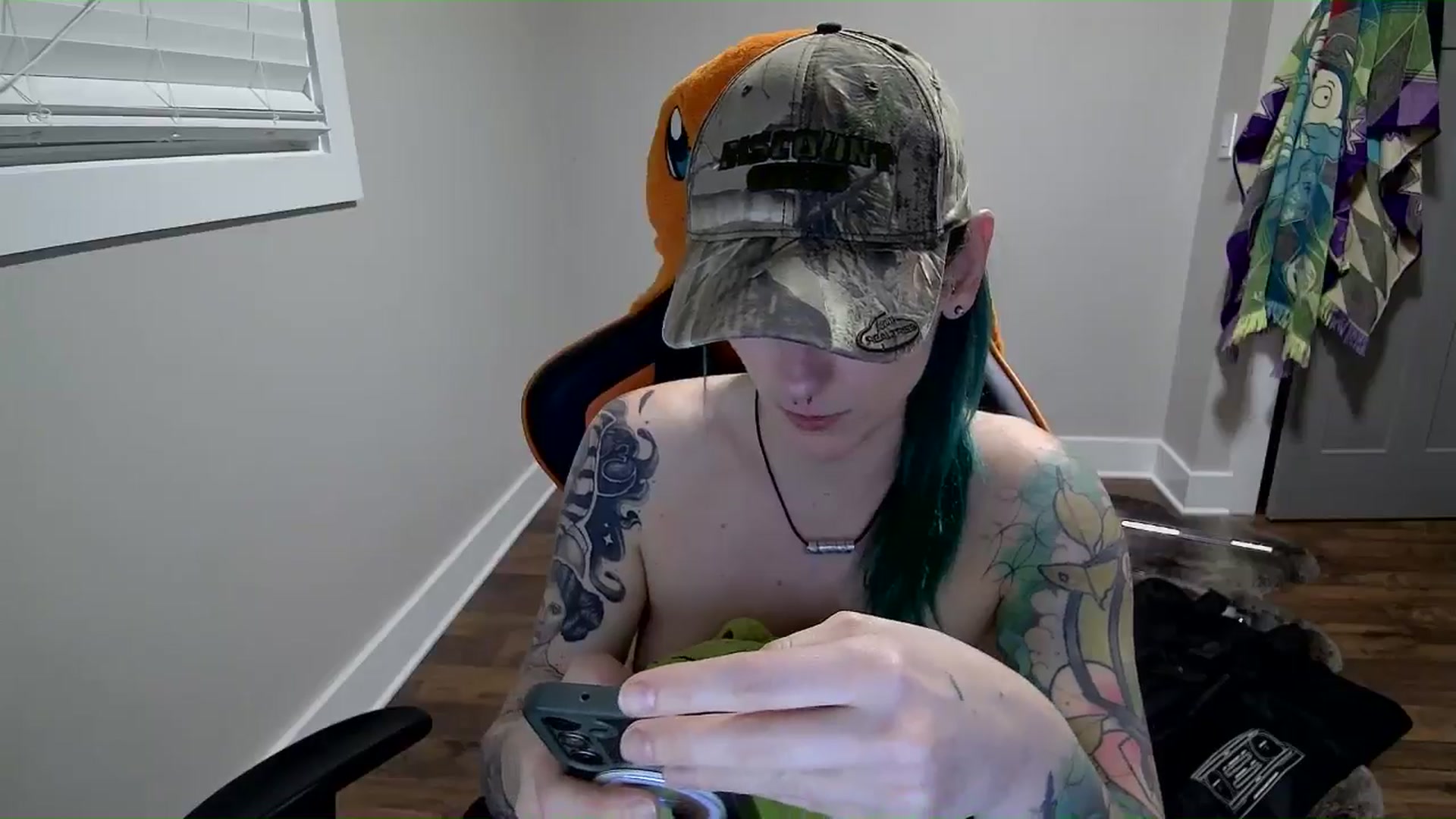 Gallery image thumbnail from Fueledbyfiona's myfreecams stream on, 02/02/2025, 08:14 image 13 of 20