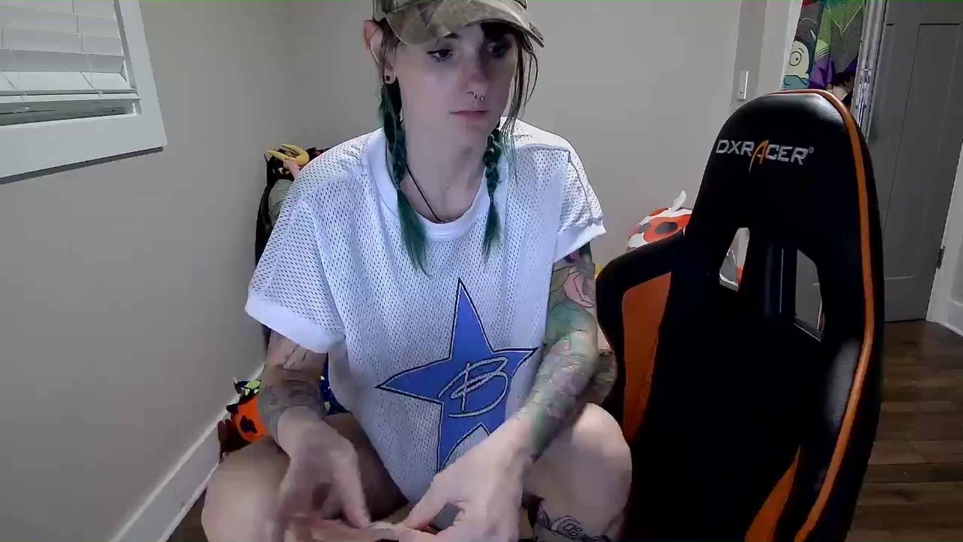 Gallery image thumbnail from Fueledbyfiona's myfreecams stream on, 02/04/2025, 02:34 image 5 of 20