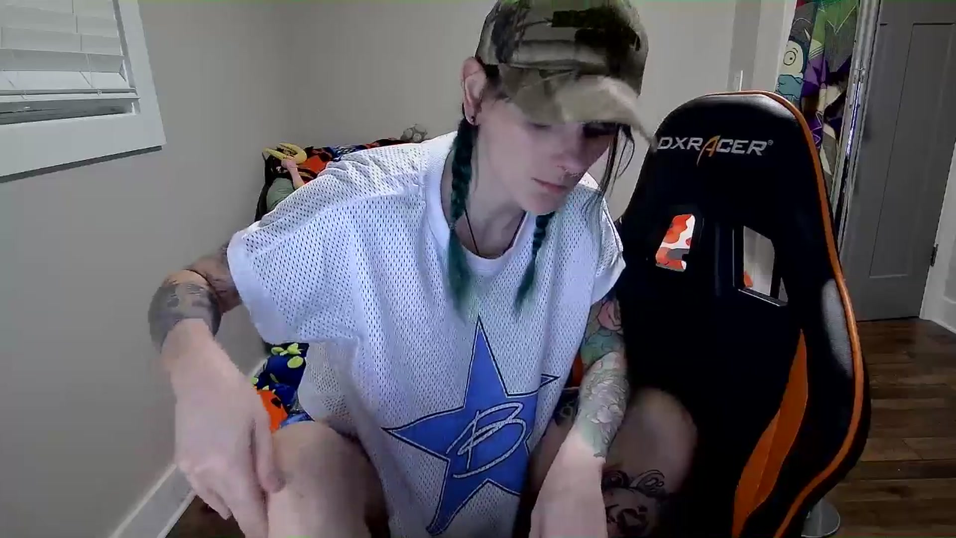 Gallery image thumbnail from Fueledbyfiona's myfreecams stream on, 02/04/2025, 02:34 image 6 of 20