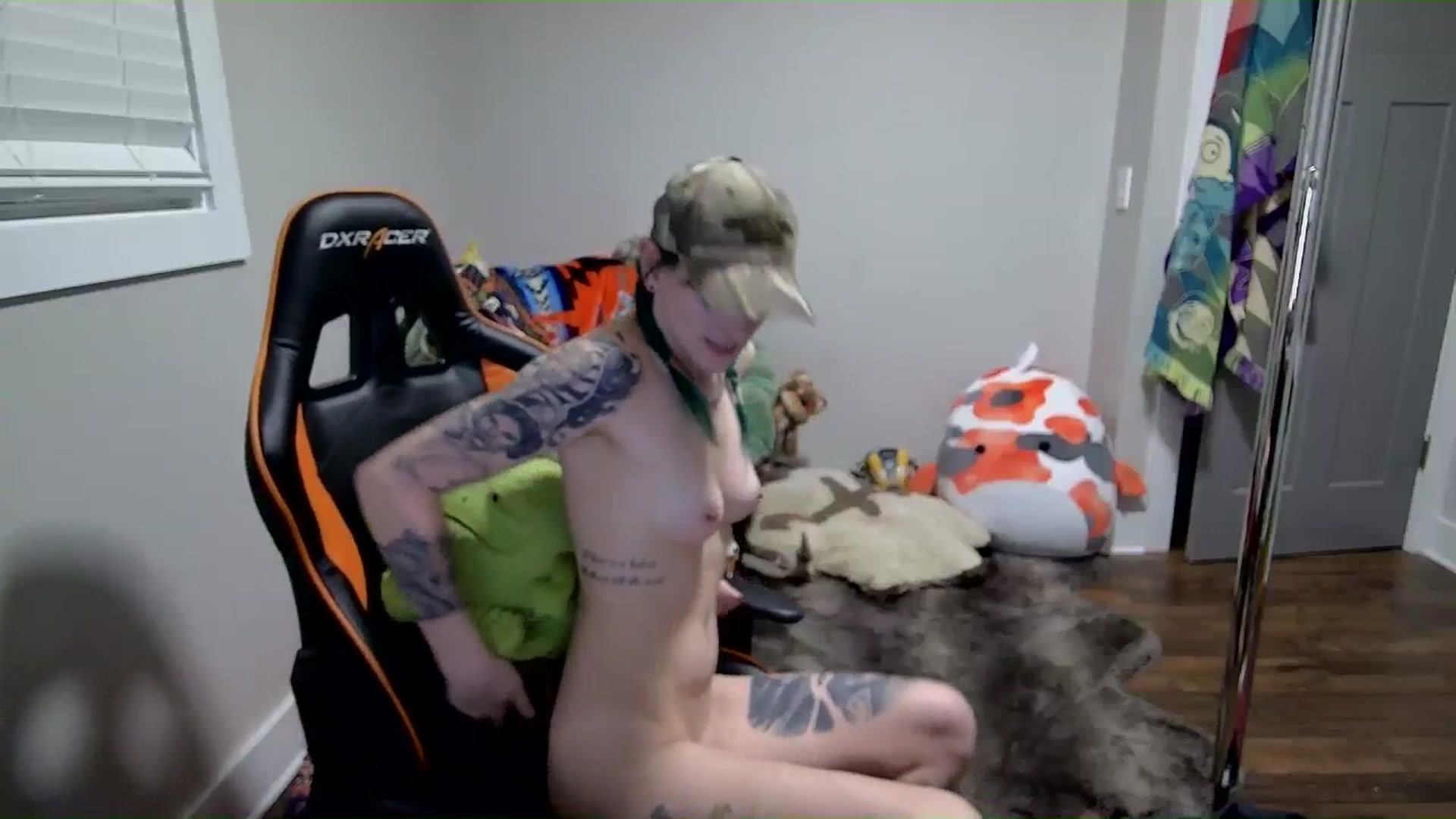 Gallery image thumbnail from Fueledbyfiona's myfreecams stream on, 02/04/2025, 05:12 image 7 of 20
