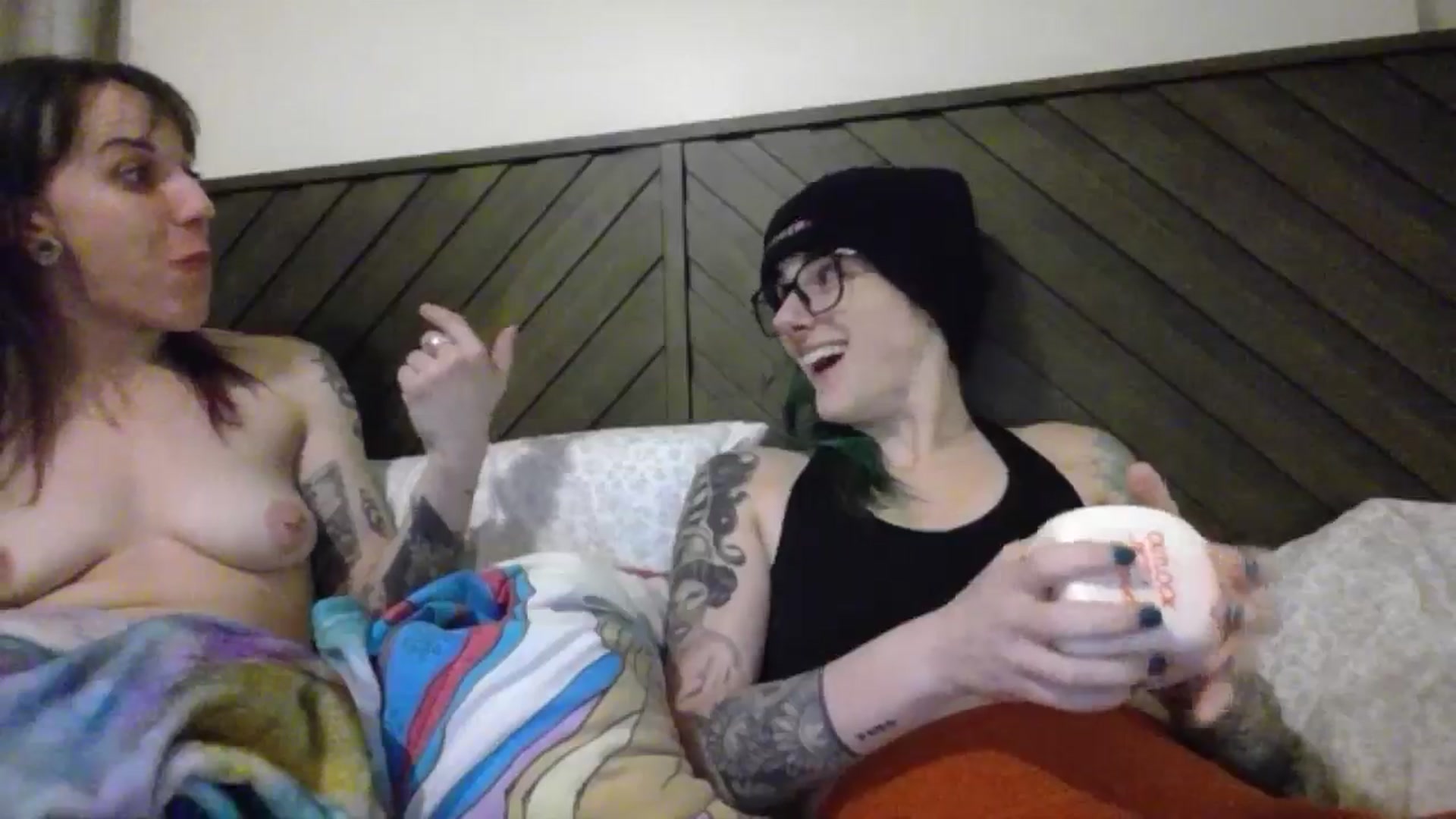 Gallery image thumbnail from Fueledbyfiona's myfreecams stream on, 02/17/2025, 03:02 image 6 of 20