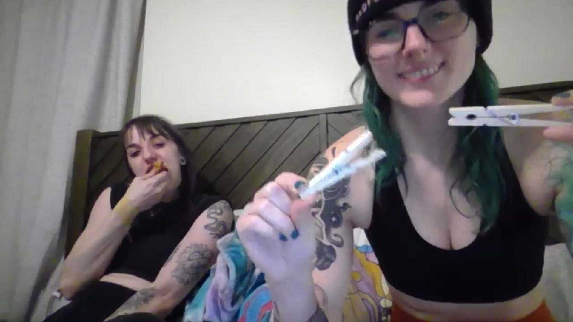 Gallery image thumbnail from Fueledbyfiona's myfreecams stream on, 02/17/2025, 03:02 image 3 of 20