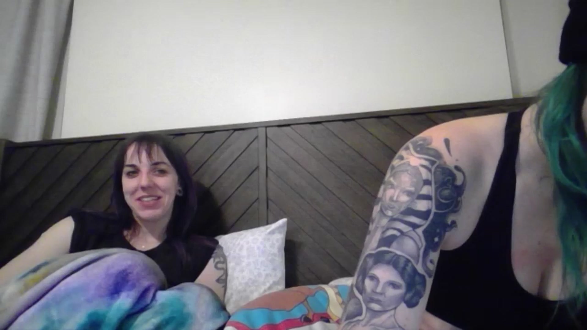 Gallery image thumbnail from Fueledbyfiona's myfreecams stream on, 02/17/2025, 03:02 image 14 of 20
