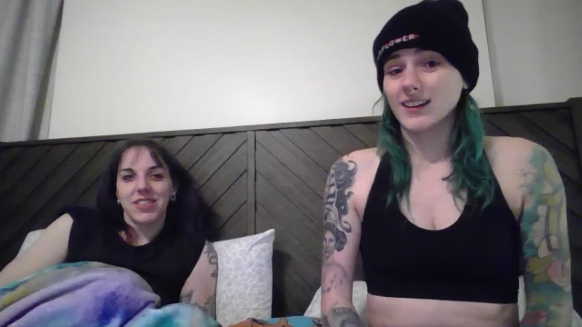 Gallery image thumbnail from Fueledbyfiona's myfreecams stream on, 02/17/2025, 03:02 image 18 of 20