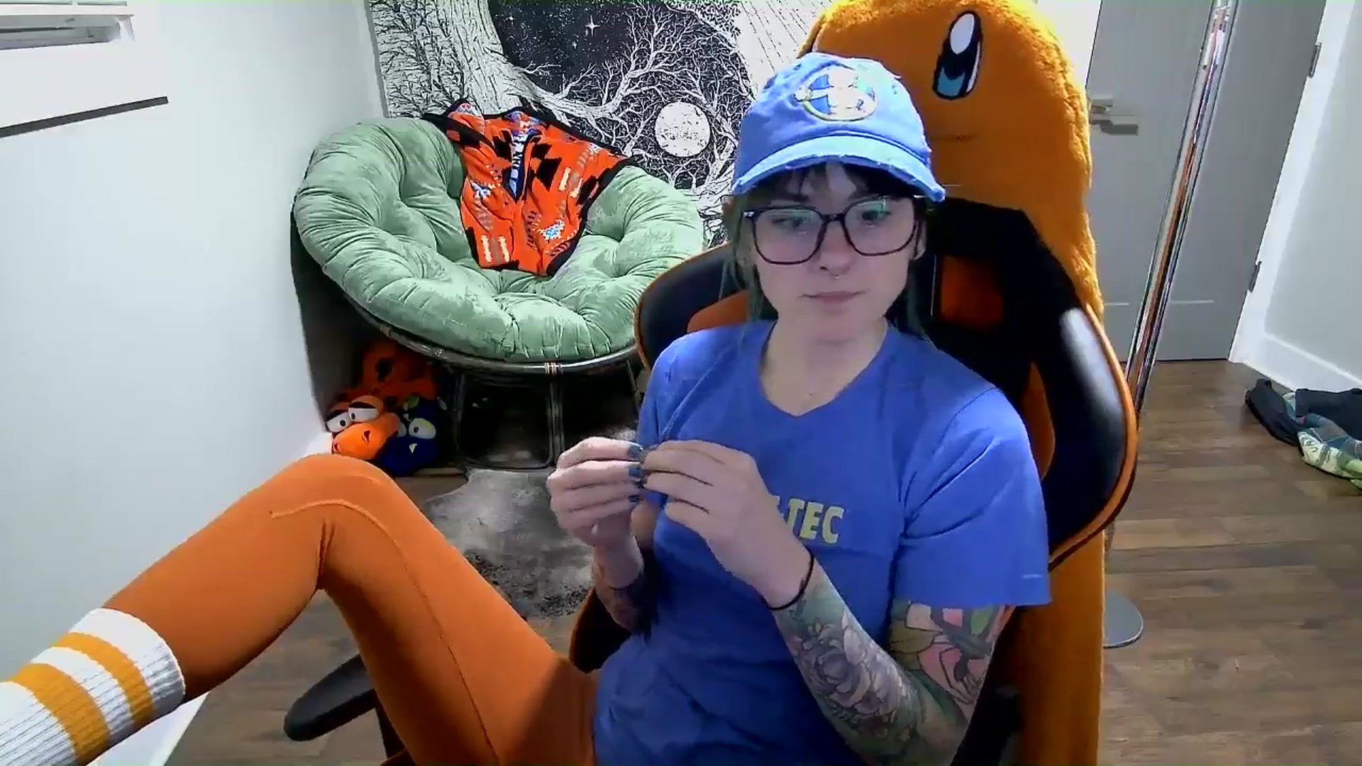 Gallery image thumbnail from Fueledbyfiona's myfreecams stream on, 02/17/2025, 05:40 image 16 of 20