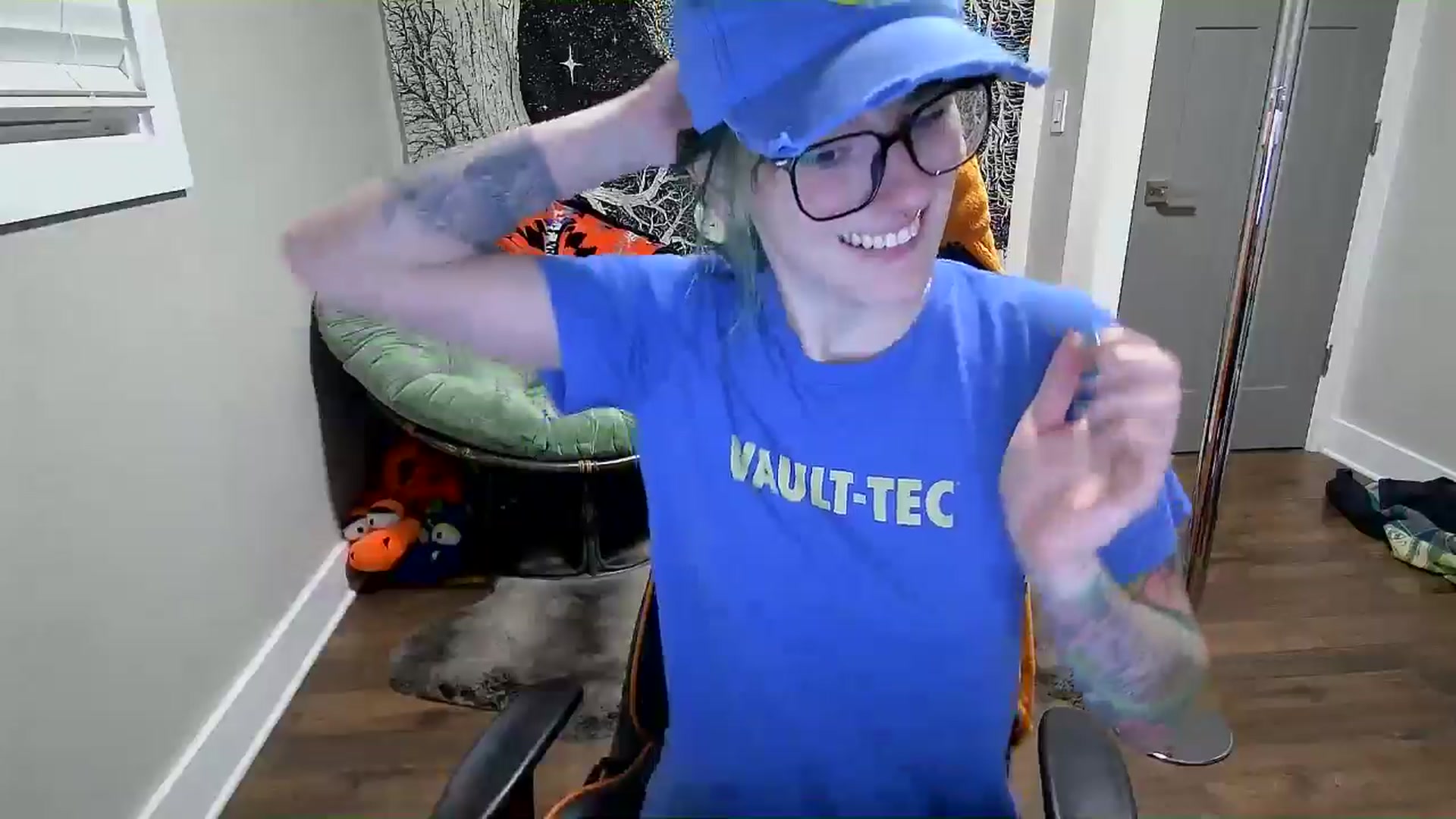Gallery image thumbnail from Fueledbyfiona's myfreecams stream on, 02/17/2025, 05:40 image 9 of 20