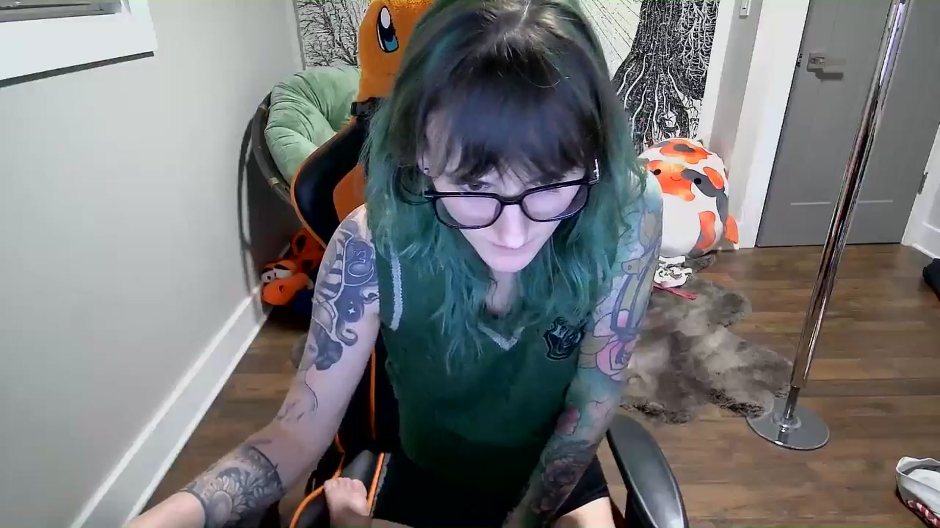 Gallery image thumbnail from Fueledbyfiona's myfreecams stream on, 02/18/2025, 02:28 image 20 of 20