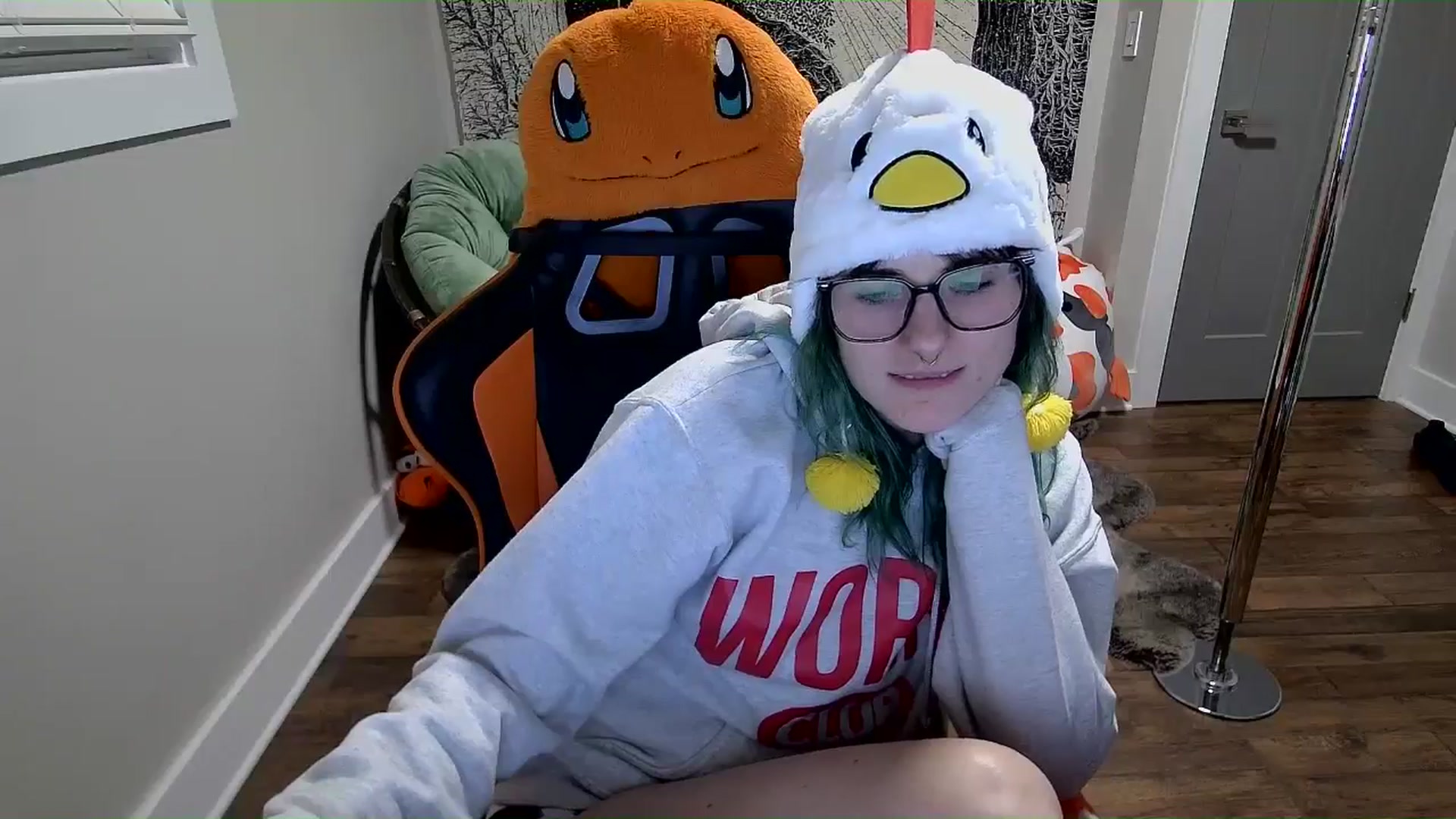 Gallery image thumbnail from Fueledbyfiona's myfreecams stream on, 02/18/2025, 02:28 image 5 of 20