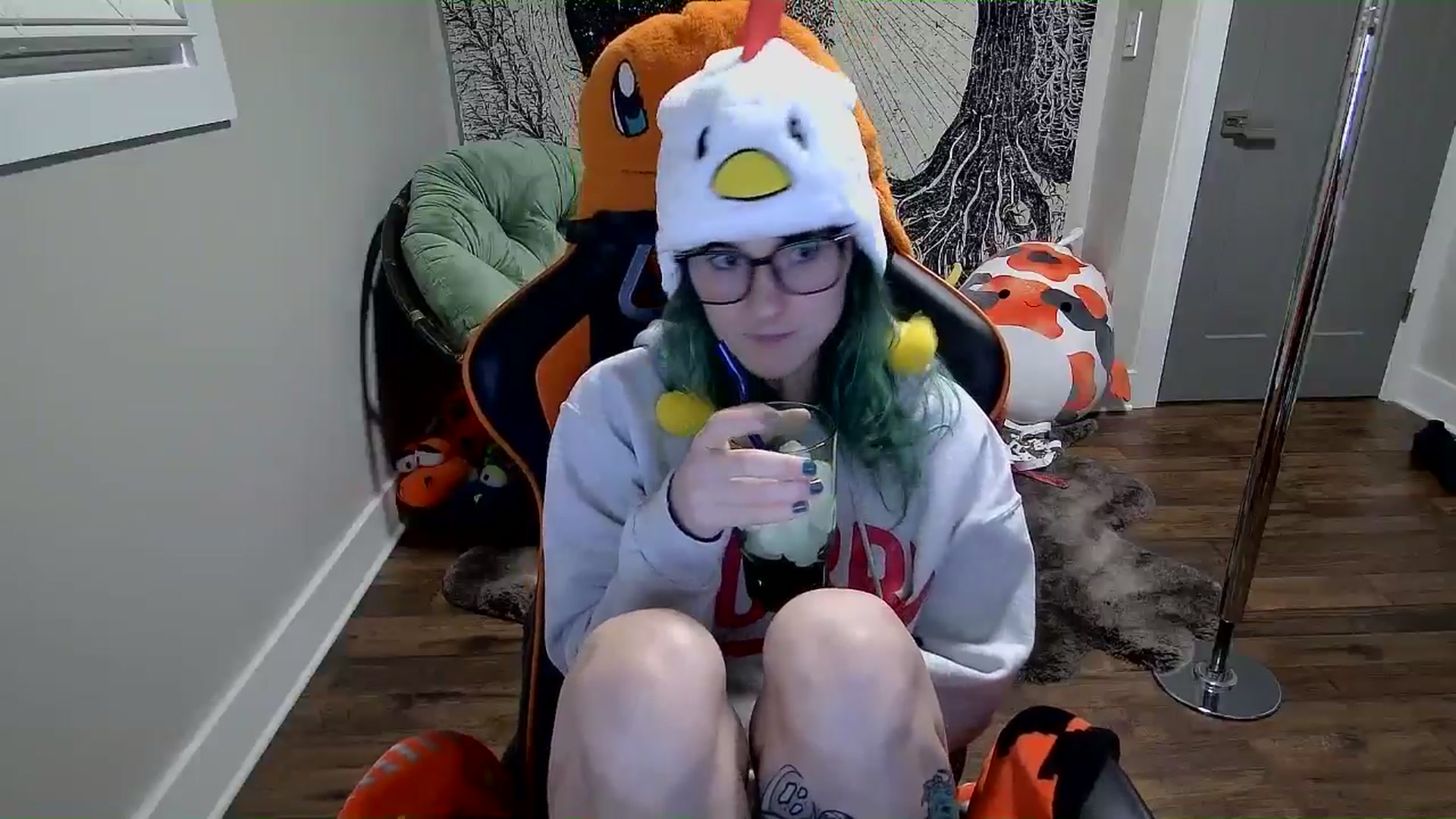 Gallery image thumbnail from Fueledbyfiona's myfreecams stream on, 02/18/2025, 02:28 image 7 of 20