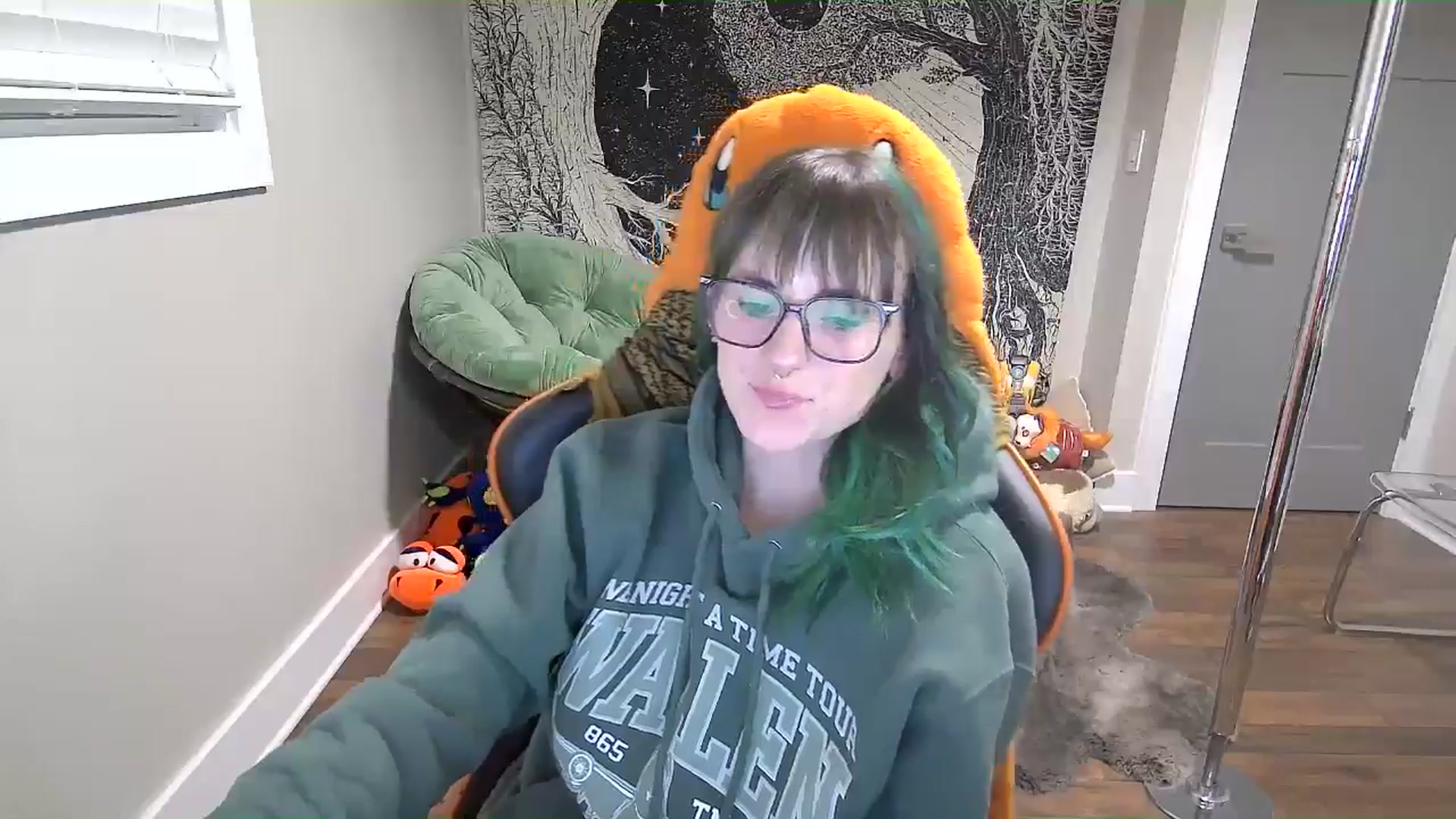Gallery image thumbnail from Fueledbyfiona's myfreecams stream on, 02/25/2025, 03:33 image 4 of 20