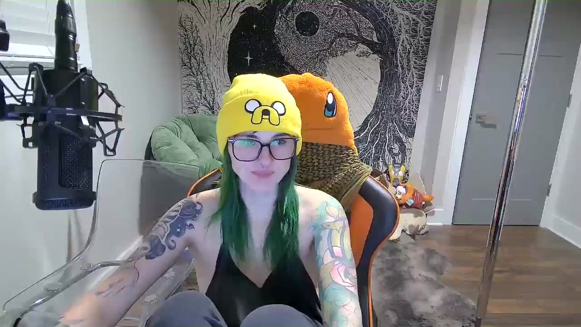 Gallery image thumbnail from Fueledbyfiona's myfreecams stream on, 03/03/2025, 04:19 image 6 of 20