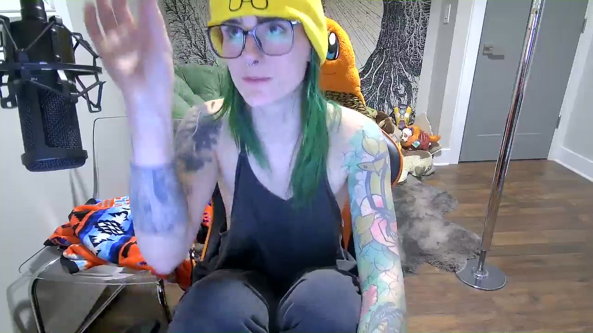 Gallery image thumbnail from Fueledbyfiona's myfreecams stream on, 03/03/2025, 07:17 image 9 of 20