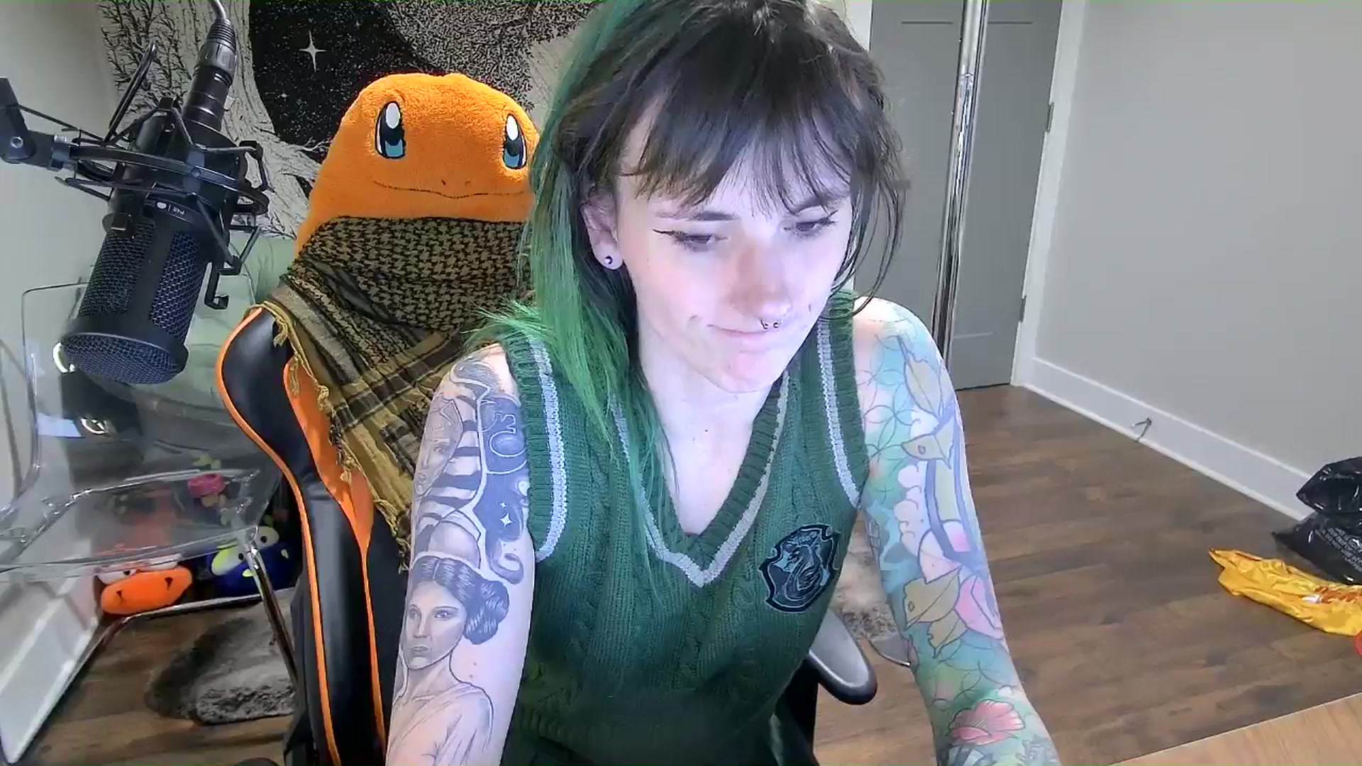 Gallery image thumbnail from Fueledbyfiona's myfreecams stream on, 03/08/2025, 02:43 image 9 of 20