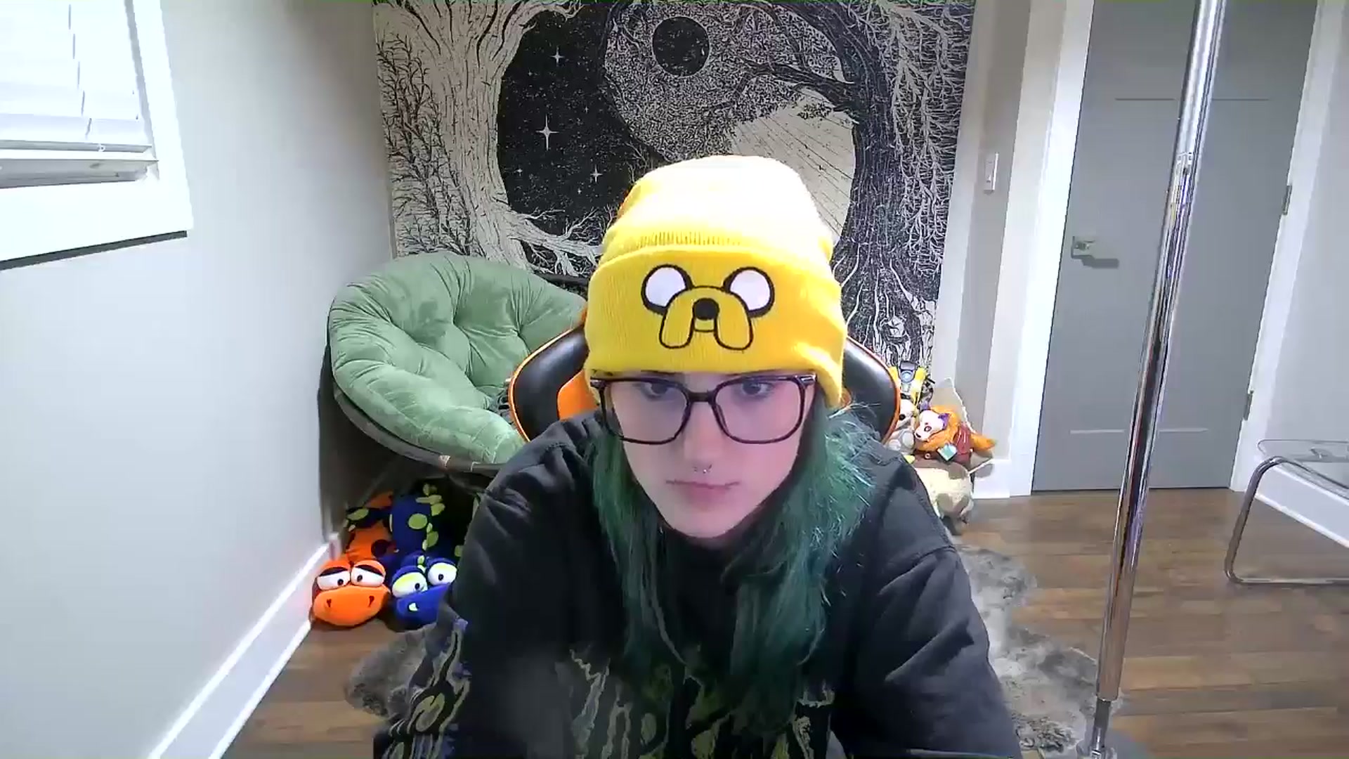 Gallery image thumbnail from Fueledbyfiona's myfreecams stream on, 03/28/2025, 03:44 image 19 of 20
