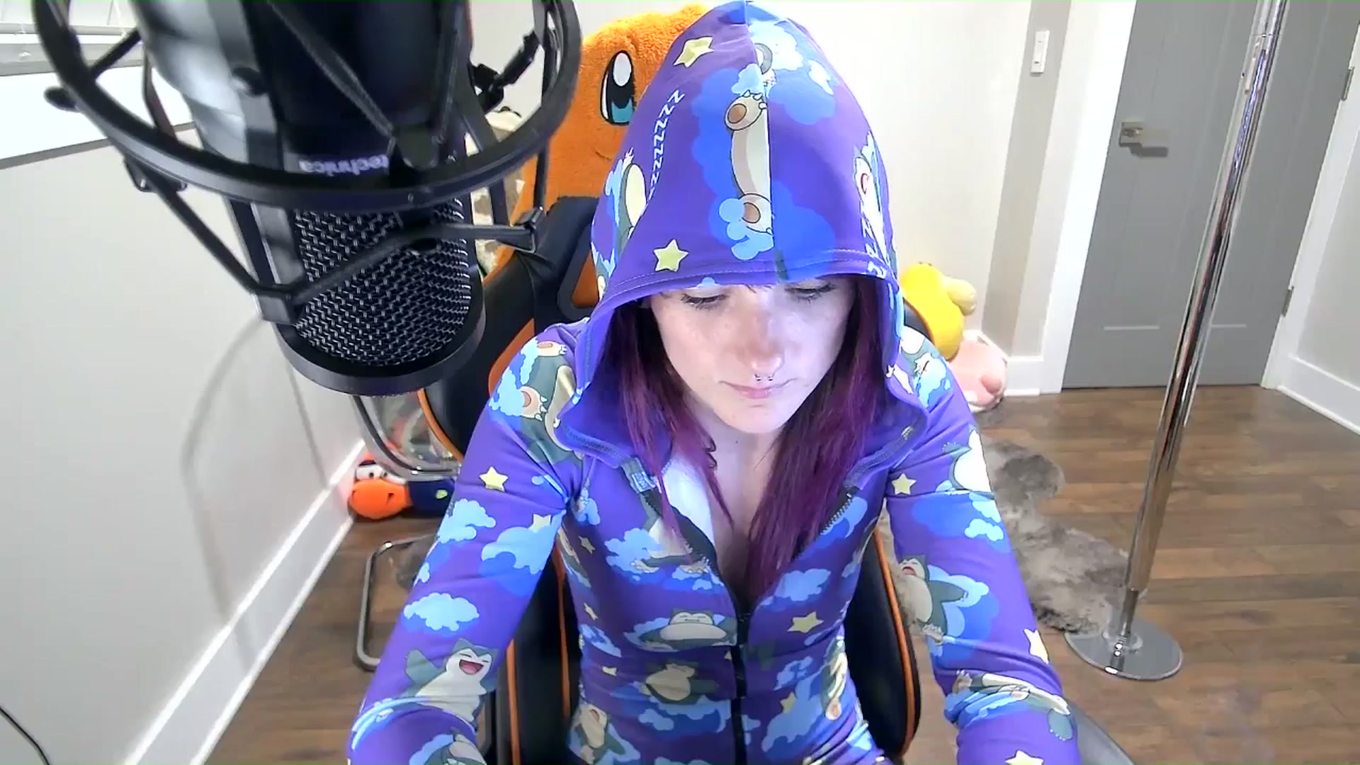 Gallery image thumbnail from Fueledbyfiona's myfreecams stream on, 08/11/2025, 02:36 image 10 of 20