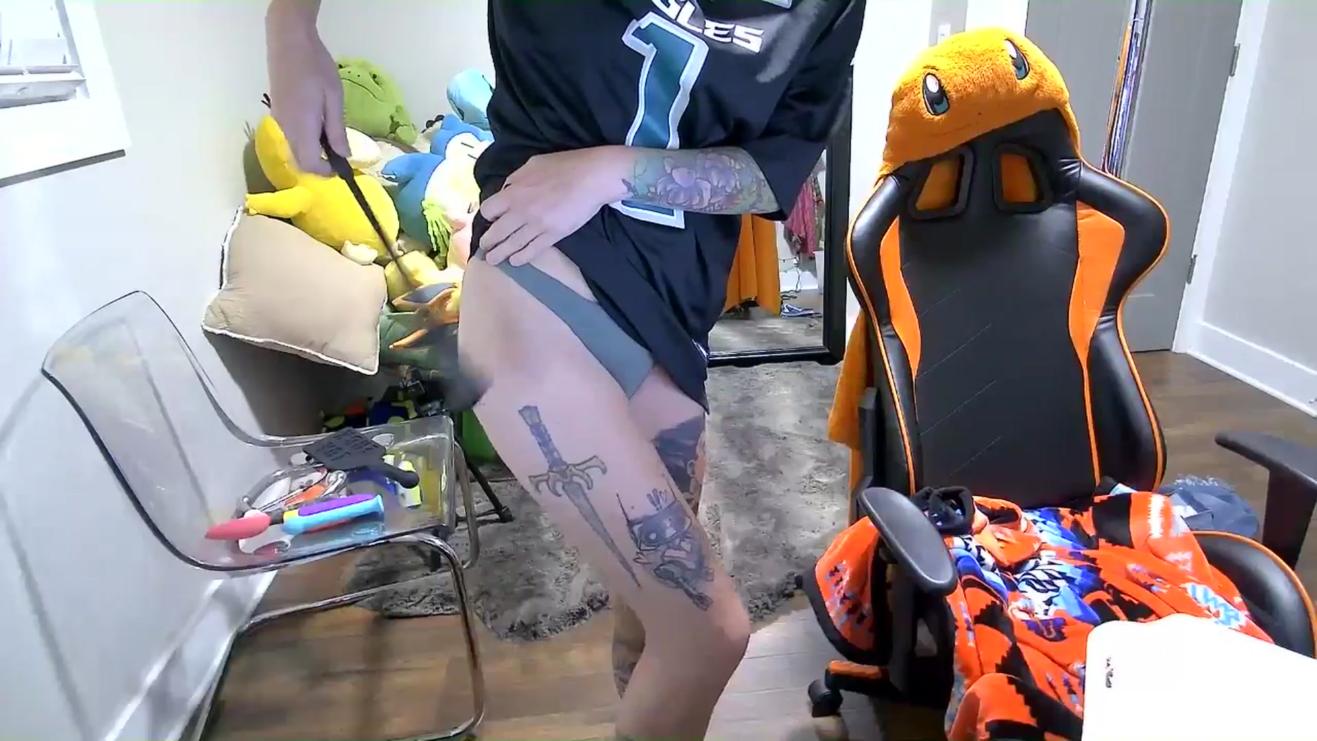 Gallery image thumbnail from Fueledbyfiona's myfreecams stream on, 09/15/2025, 02:58 image 12 of 20