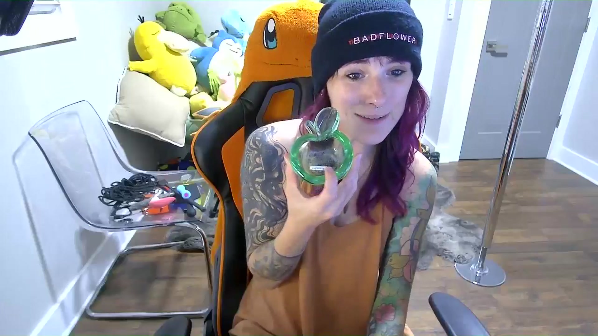 Gallery image thumbnail from Fueledbyfiona's myfreecams stream on, 09/17/2025, 02:10 image 2 of 20