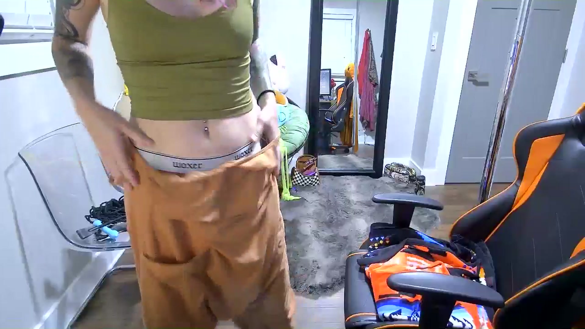 Gallery image thumbnail from Fueledbyfiona's myfreecams stream on, 09/17/2025, 02:10 image 13 of 20