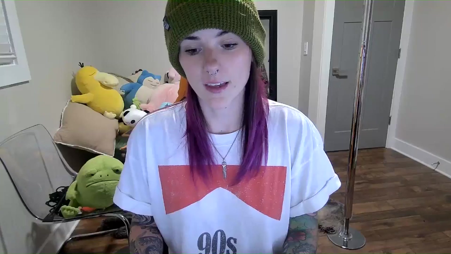 Gallery image thumbnail from Fueledbyfiona's myfreecams stream on, 09/21/2025, 03:23 image 16 of 20