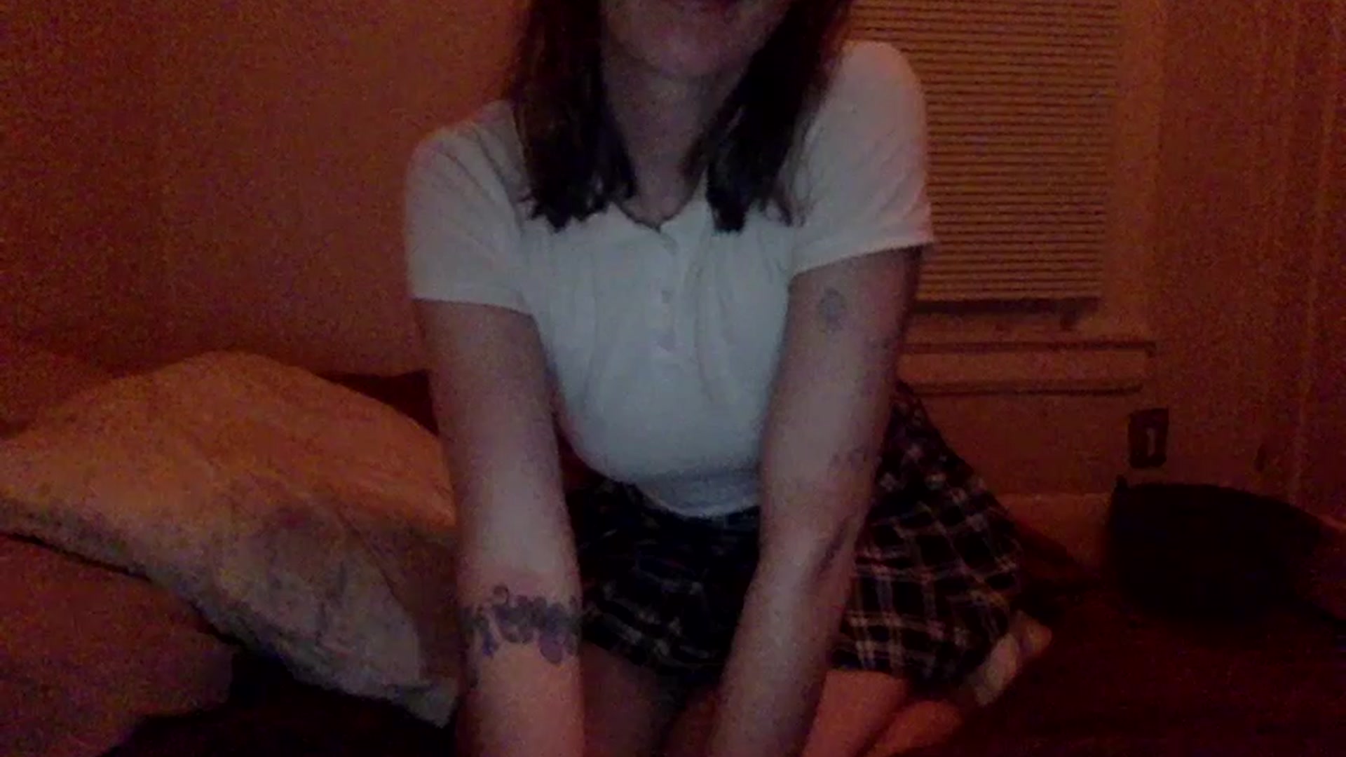 Gallery image thumbnail from FunFoofy's myfreecams stream on, 09/27/2025, 04:17 image 16 of 20