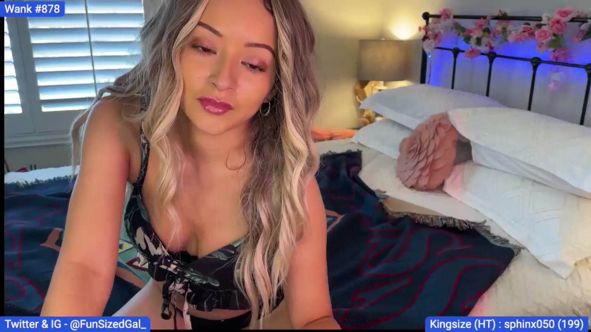 Gallery image thumbnail from FunSizedGal's myfreecams stream on, 08/16/2024, 20:06 image 17 of 20