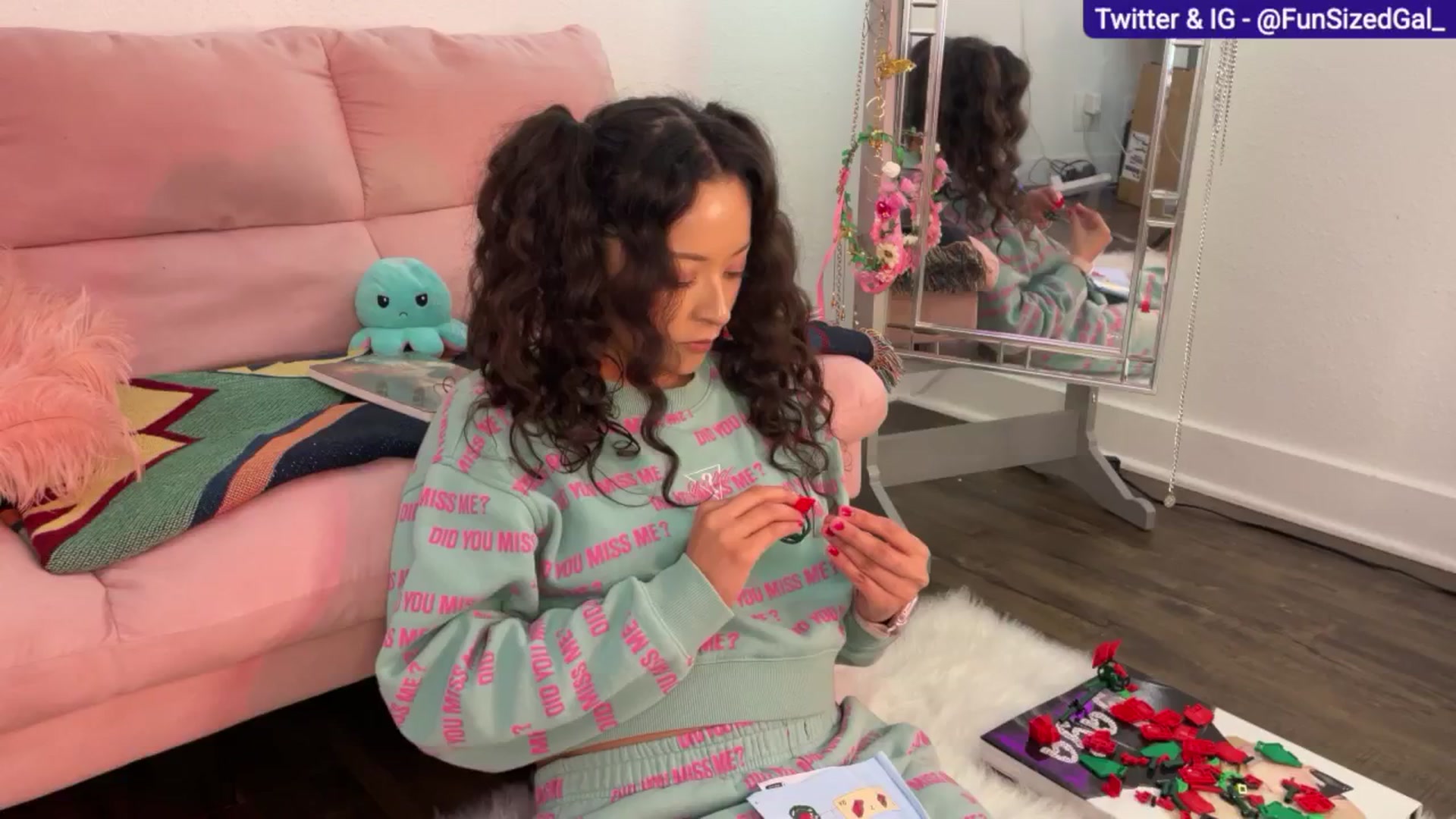 Gallery image thumbnail from FunSizedGal's myfreecams stream on, 03/16/2025, 21:02 image 11 of 20