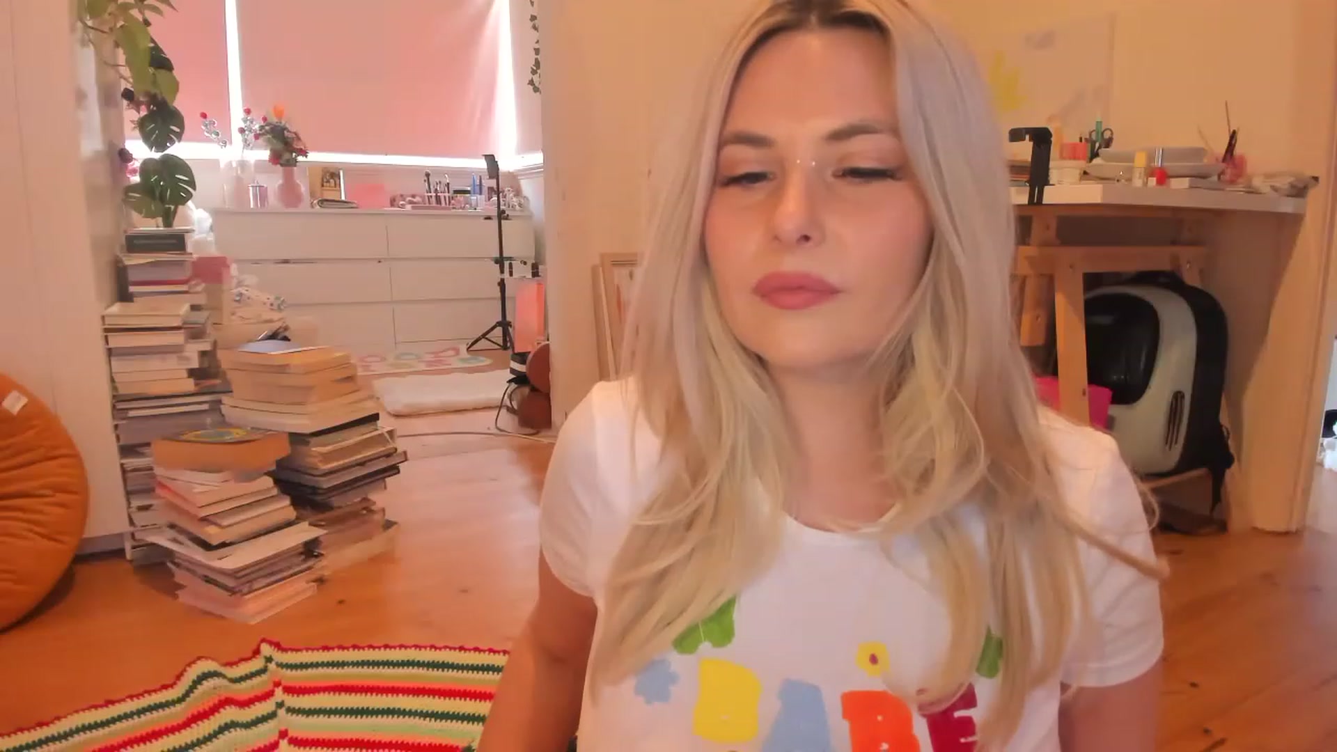 Gallery image thumbnail from Fun_Nikki's myfreecams stream on, 02/16/2023, 08:09 image 5 of 20