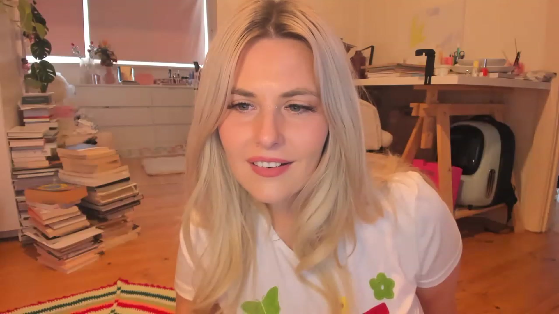Gallery image thumbnail from Fun_Nikki's myfreecams stream on, 02/16/2023, 08:09 image 19 of 20