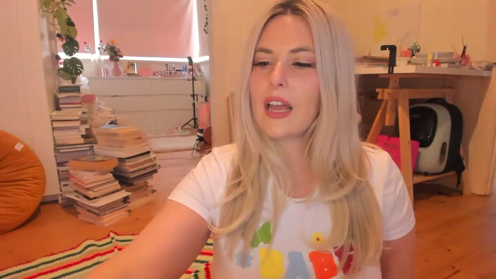 Gallery image thumbnail from Fun_Nikki's myfreecams stream on, 02/16/2023, 08:09 image 7 of 20