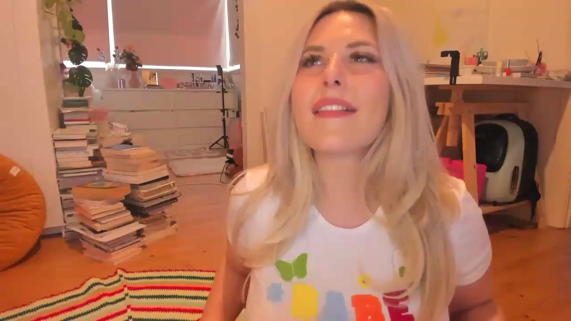 Gallery image thumbnail from Fun_Nikki's myfreecams stream on, 02/16/2023, 08:09 image 13 of 20