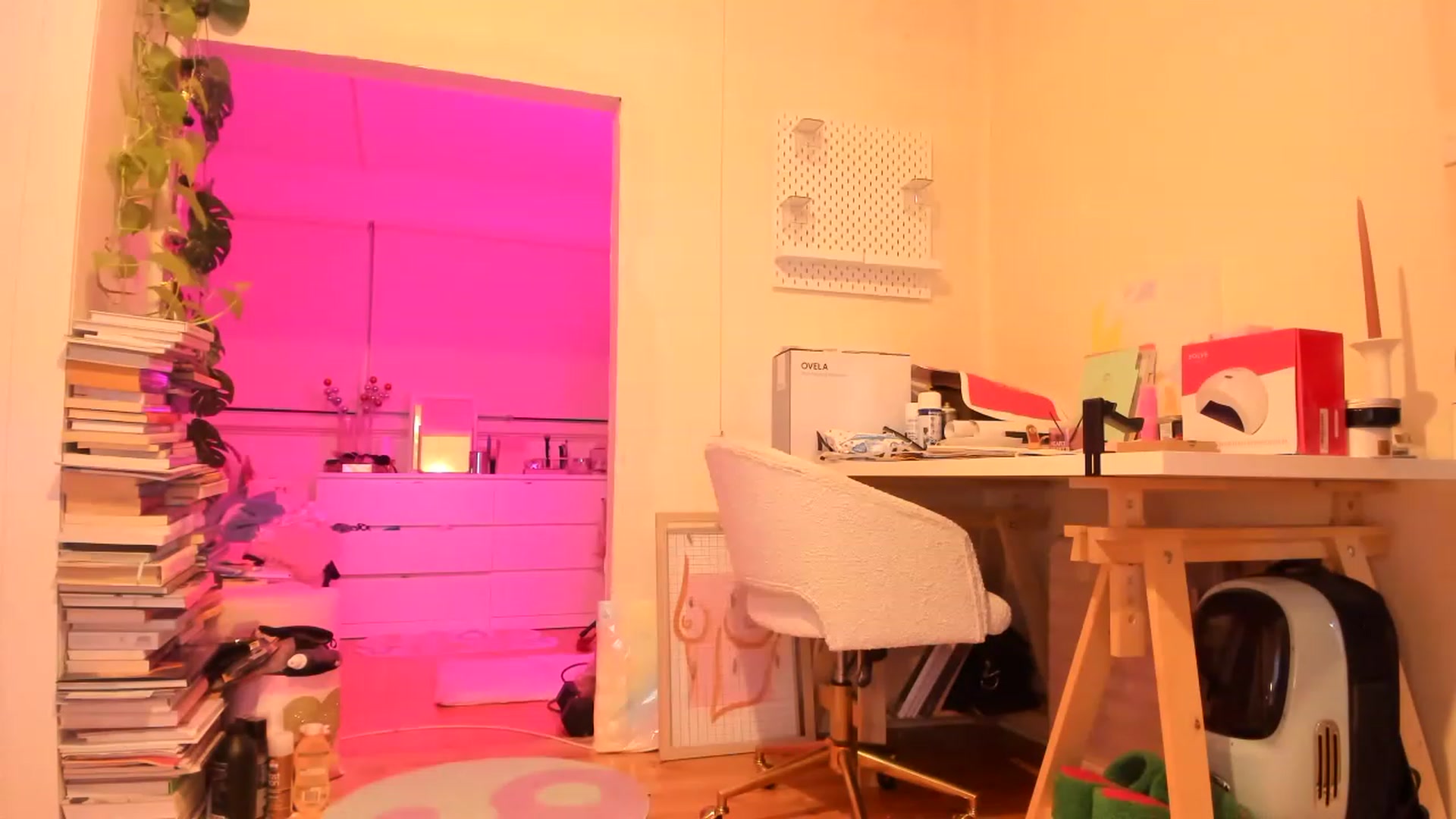 Gallery image thumbnail from Fun_Nikki's myfreecams stream on, 03/23/2023, 11:41 image 12 of 20