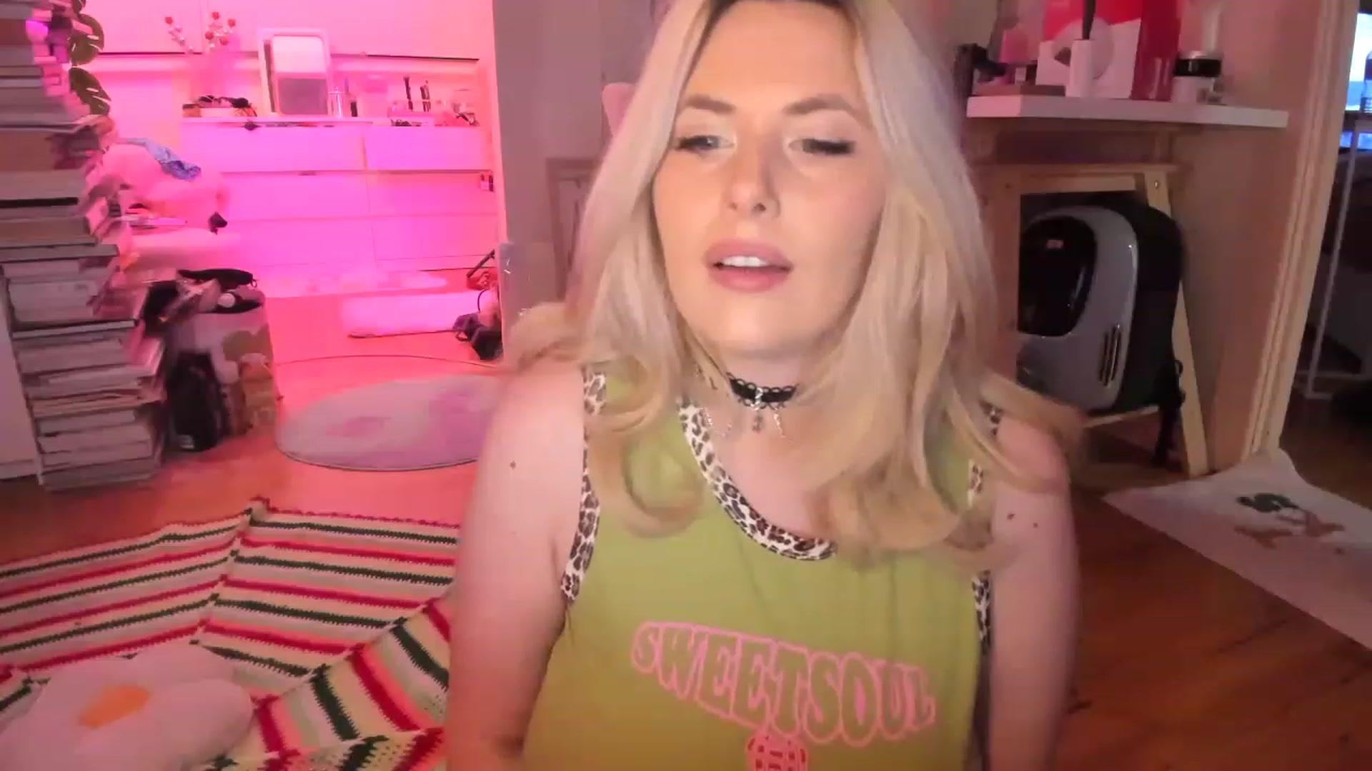 Gallery image thumbnail from Fun_Nikki's myfreecams stream on, 03/24/2023, 10:53 image 5 of 20