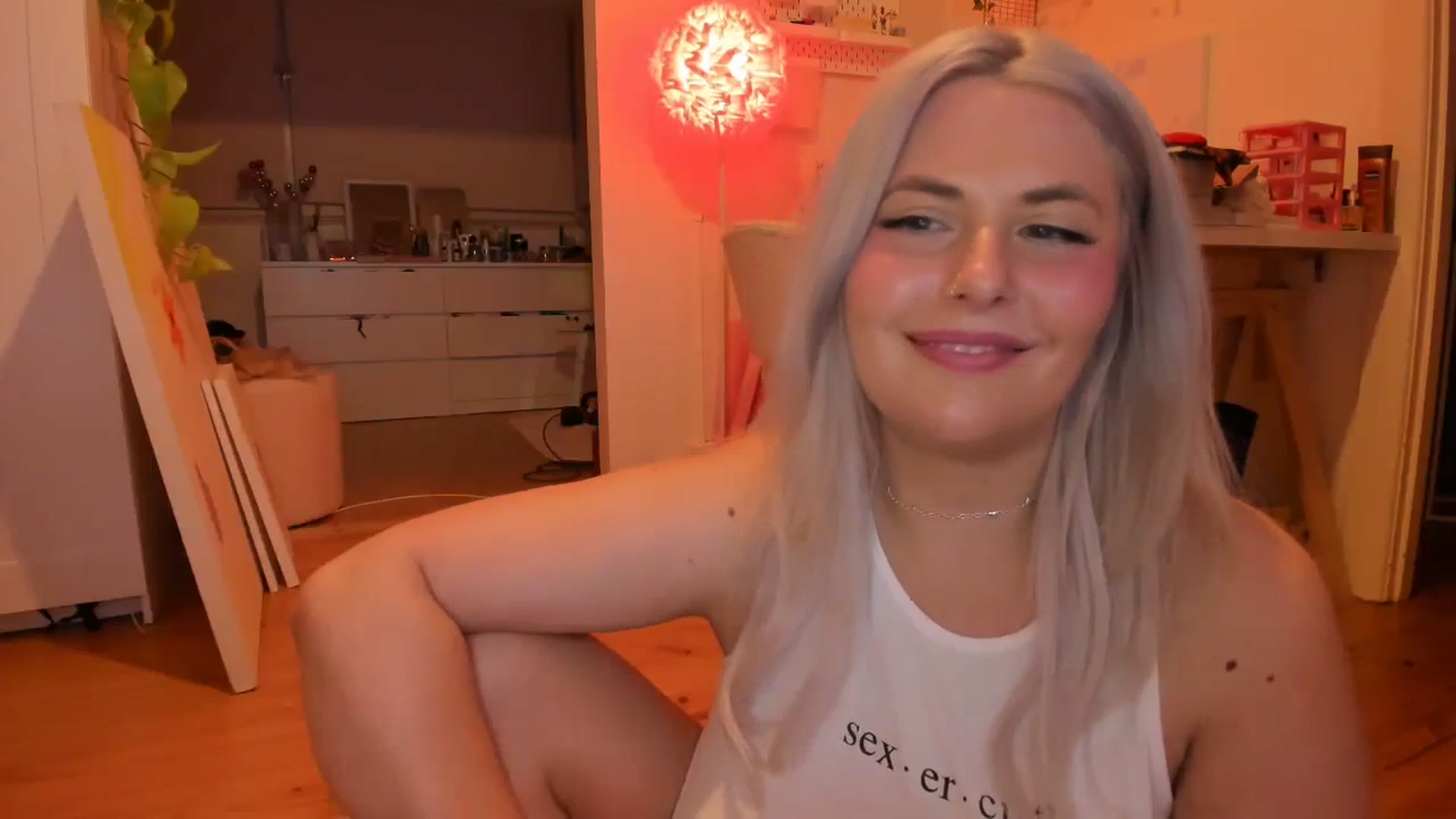 Gallery image thumbnail from Fun_Nikki's myfreecams stream on, 09/07/2023, 09:57 image 8 of 20