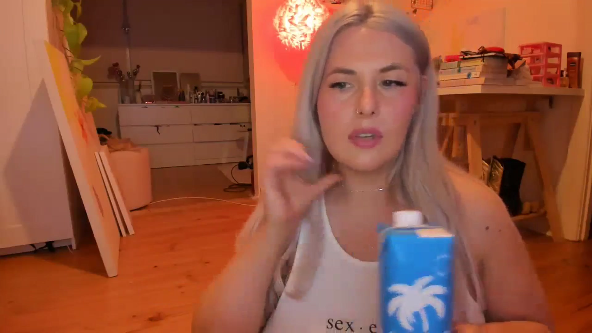 Gallery image thumbnail from Fun_Nikki's myfreecams stream on, 09/07/2023, 09:57 image 15 of 20